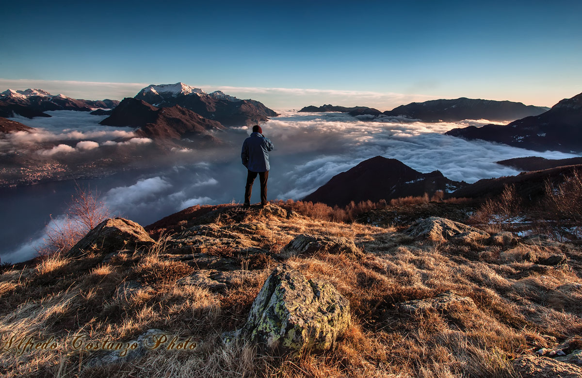 The "traveler on the Sea of ??Fog"