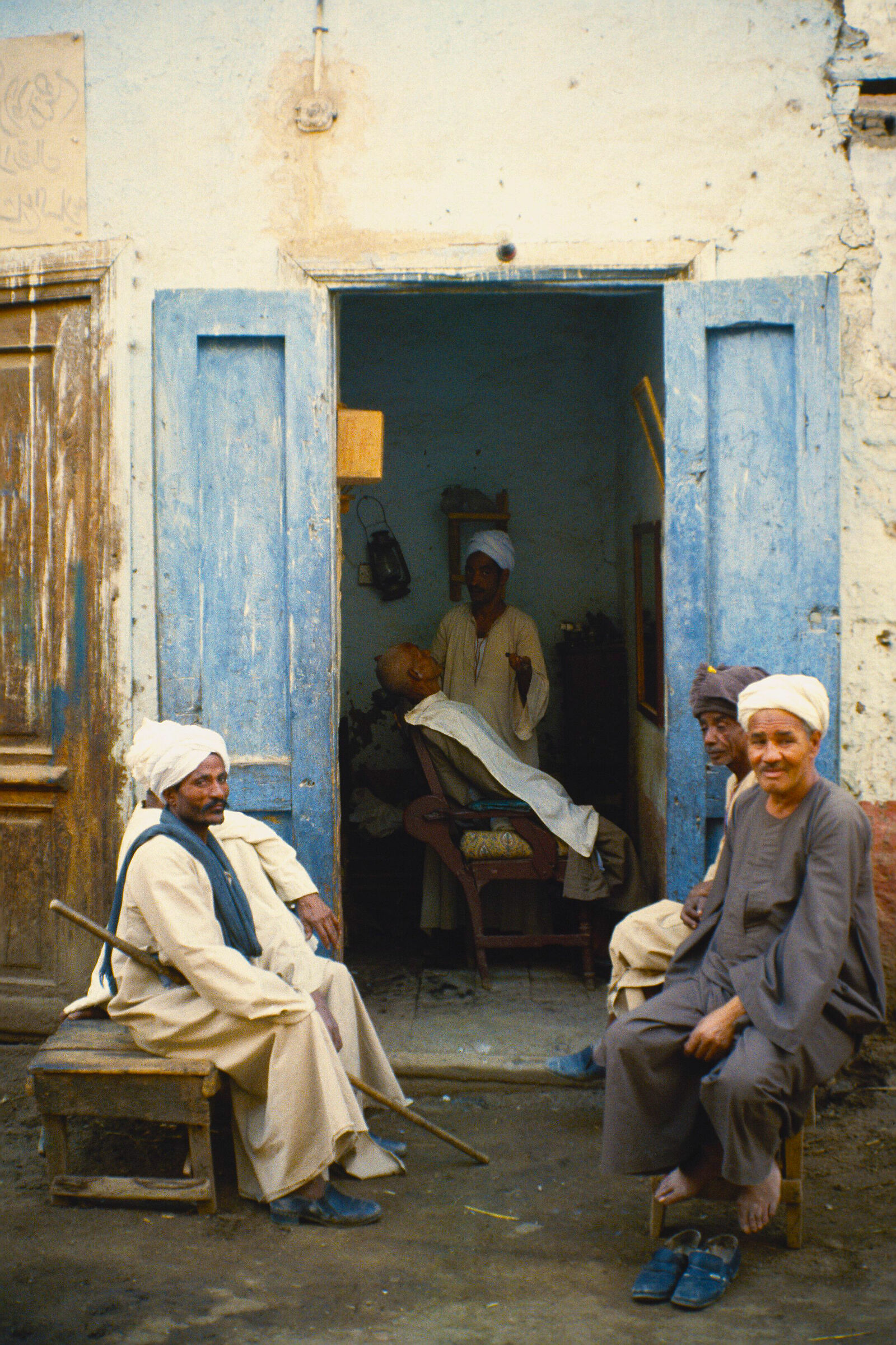 Egypt. Waiting from the barber