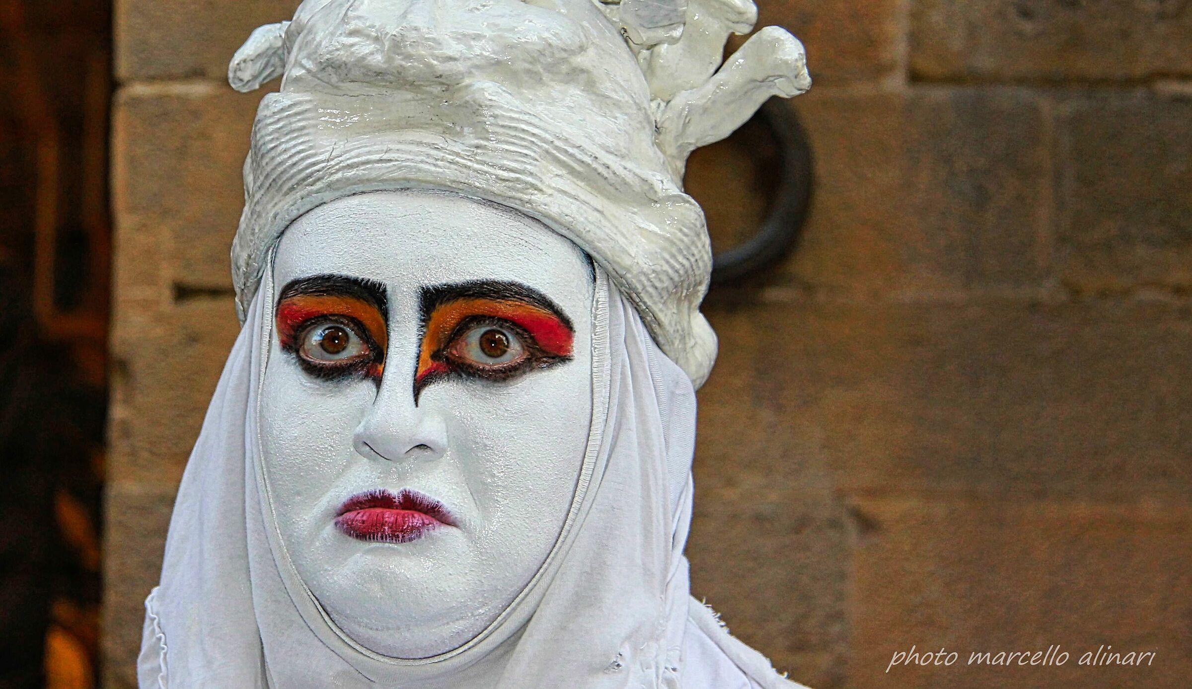 Che occhioni! Artisti di strada