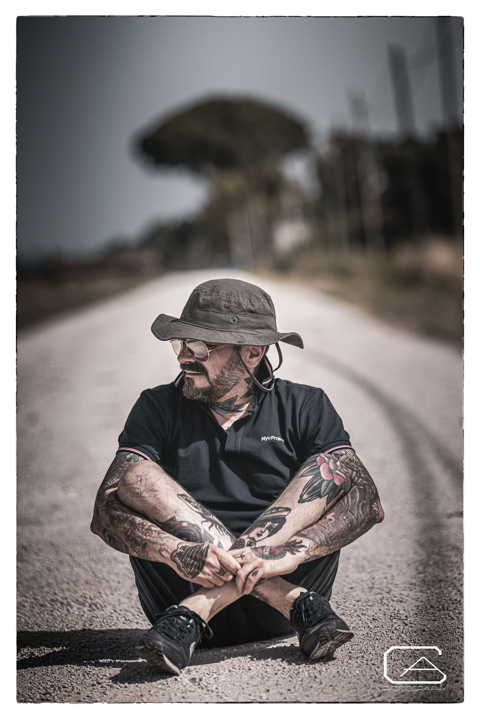 Toro seduto all'italiana