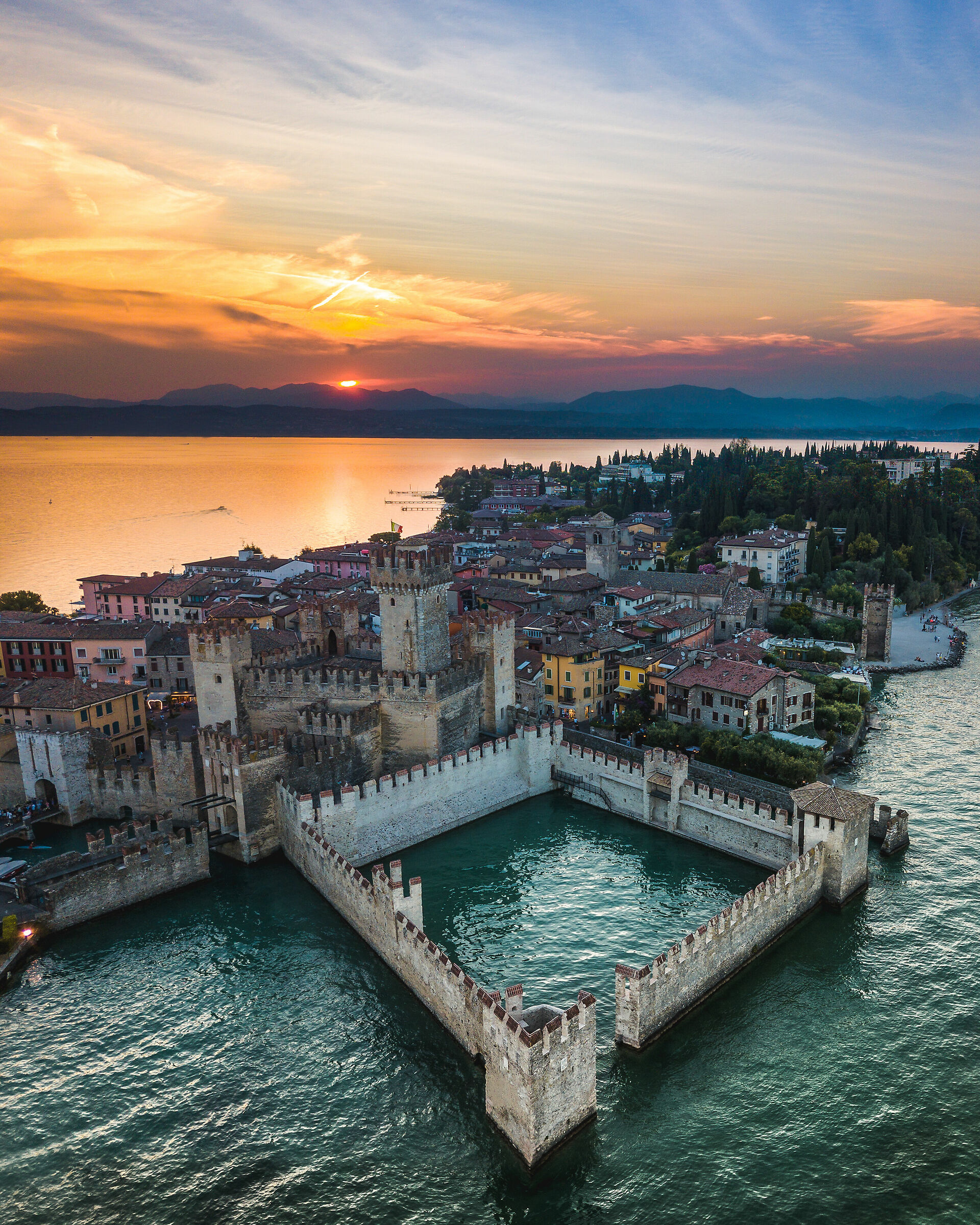 Tramonto sopra Sirmione