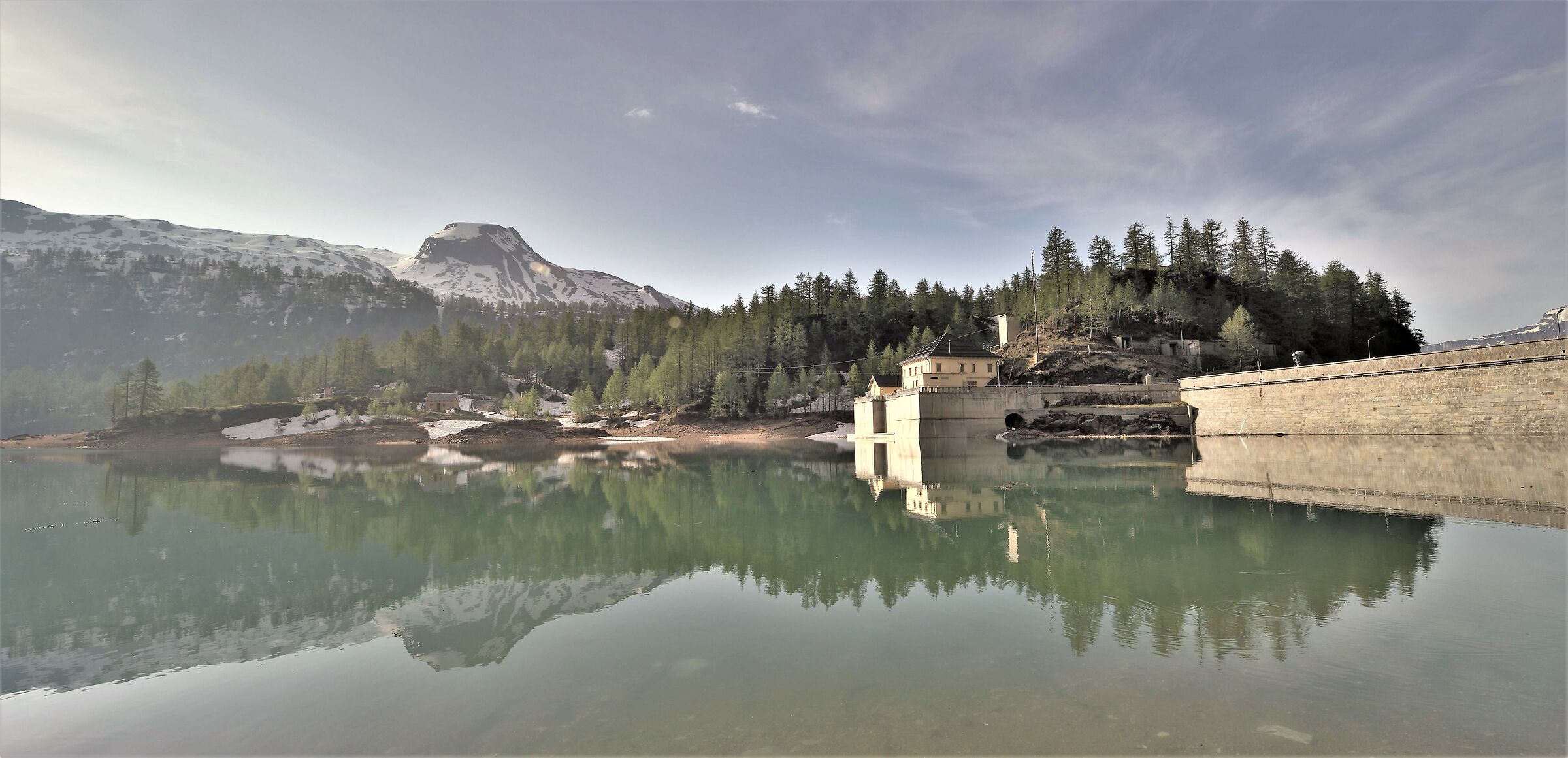 on the right the center of the enel dam