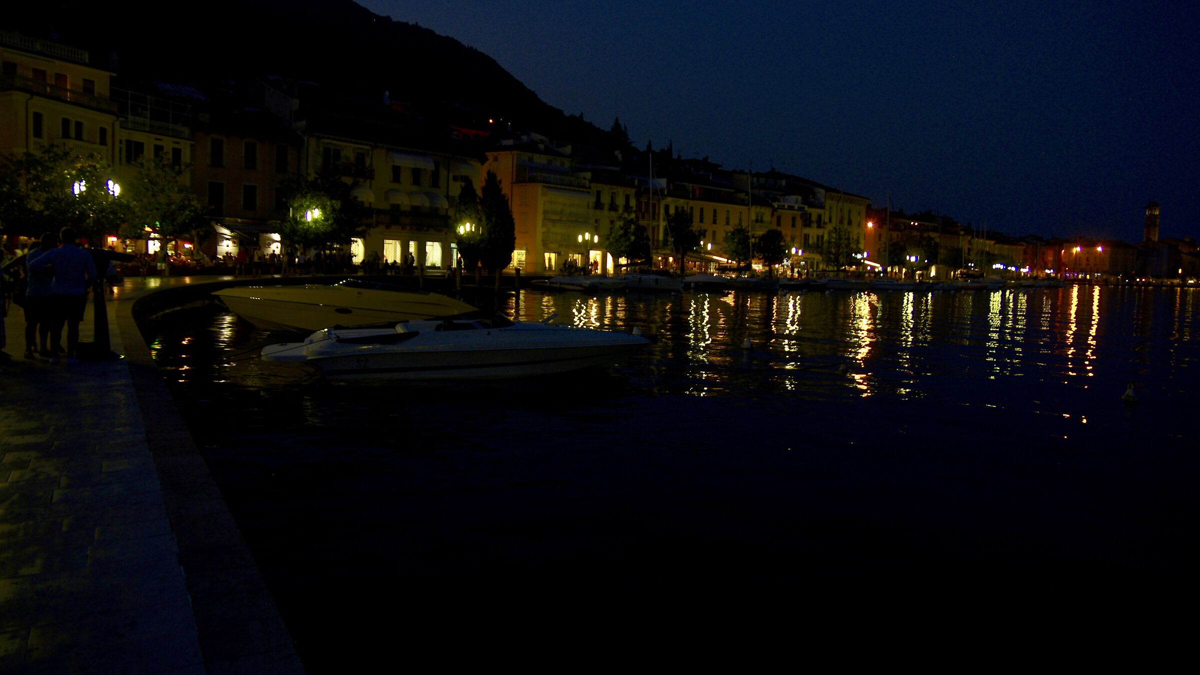Along Lake Salò at night