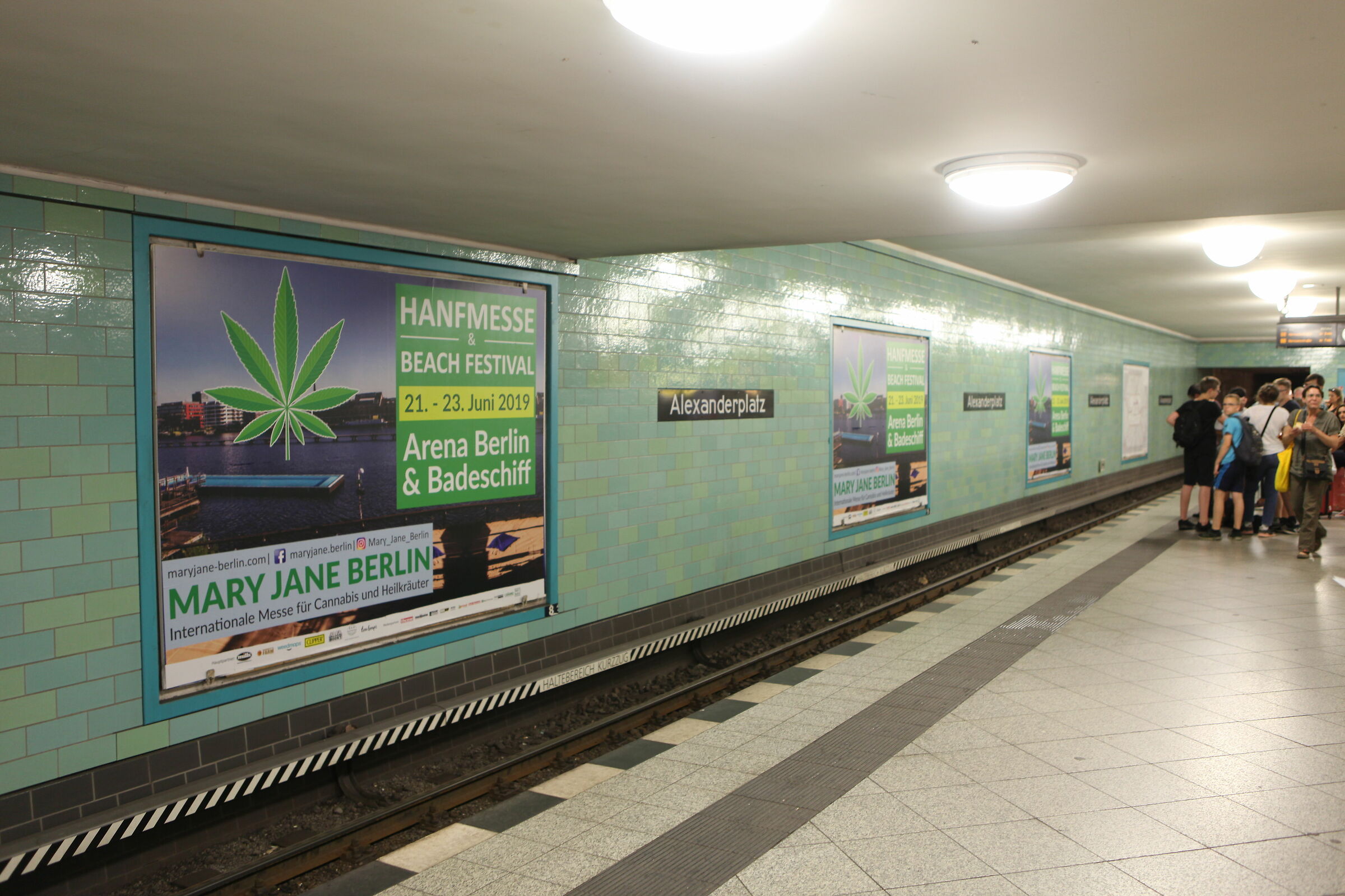 metro alexander platz