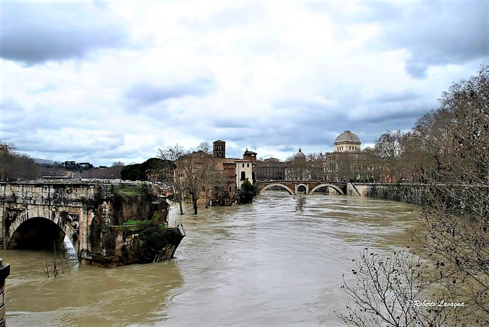 Tevere in piena