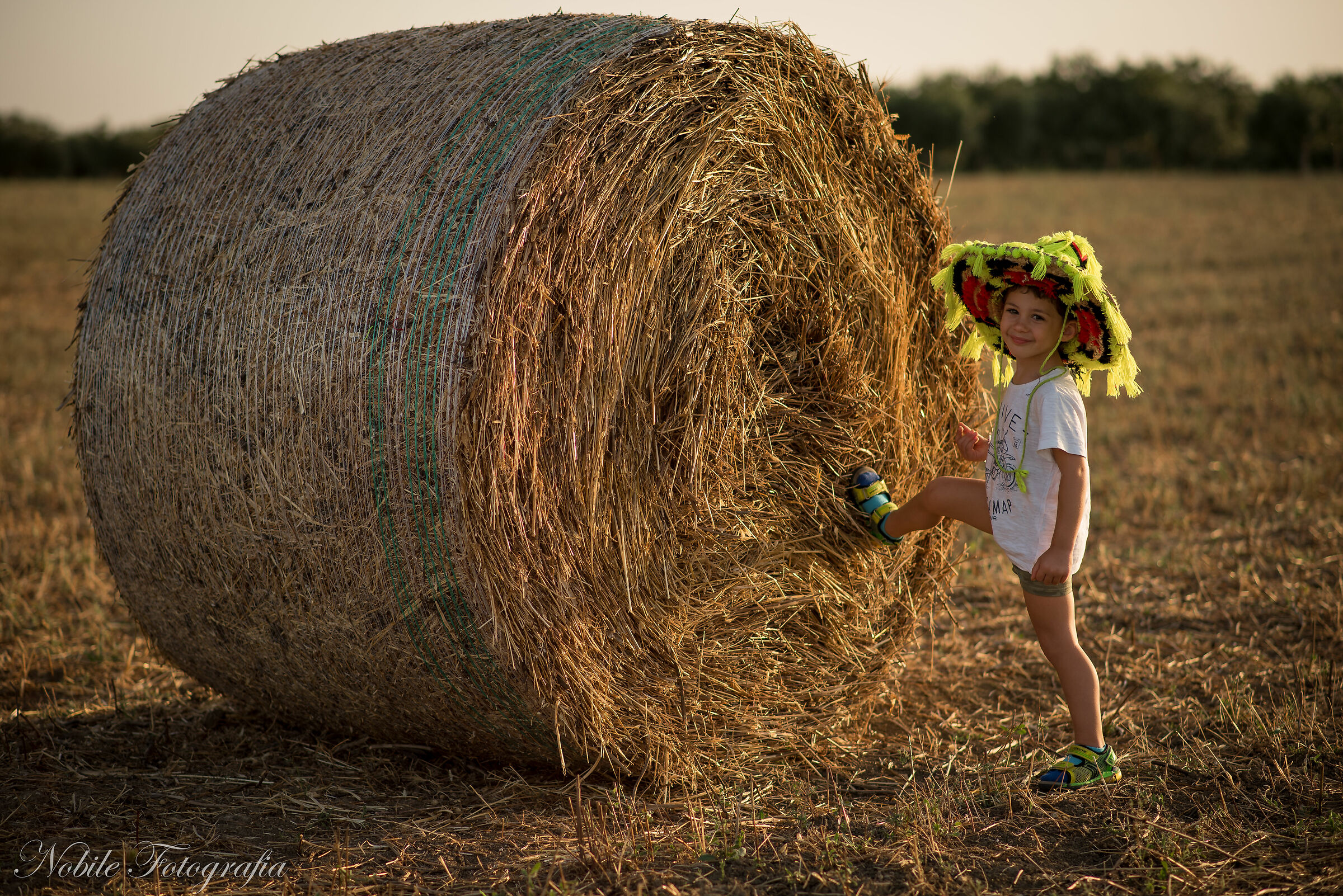 Gioele e la sua balla di fieno