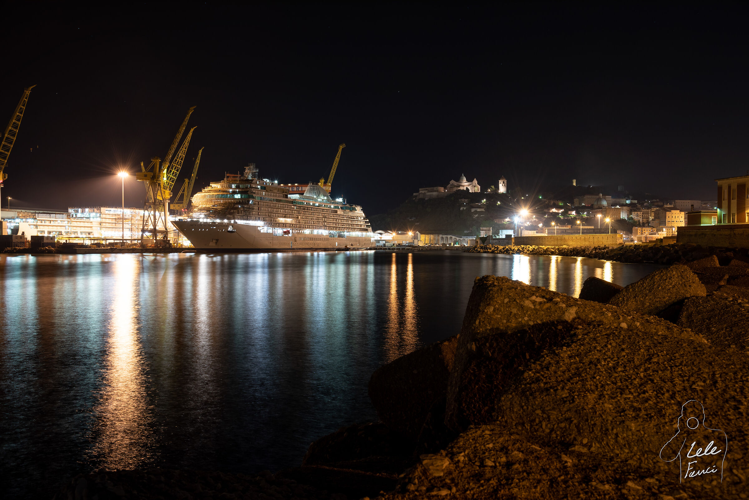 Nightlife in the harbour