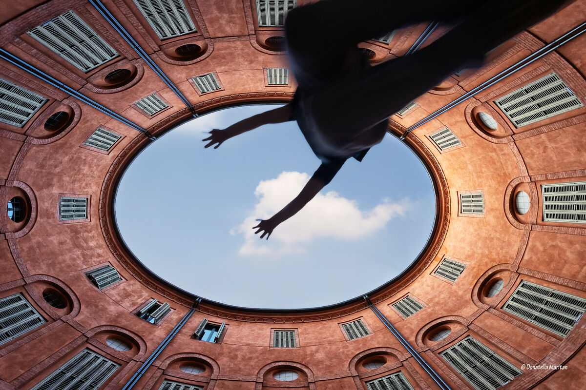 Ferrara Round Foschini