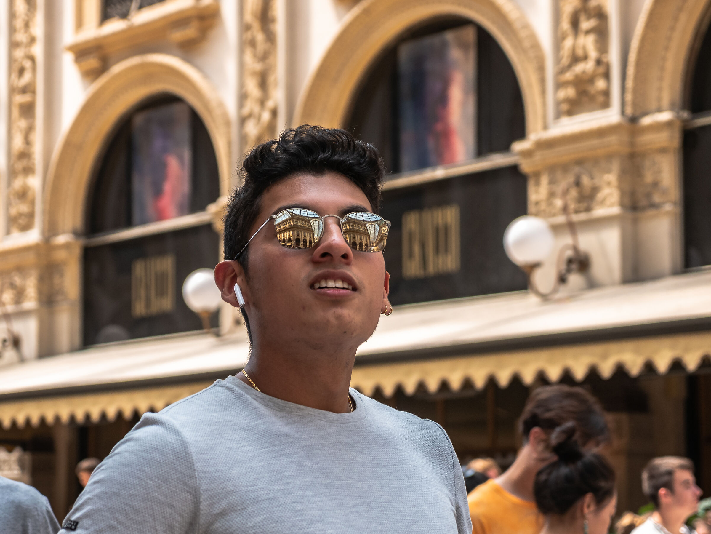 With the gallery in the eye