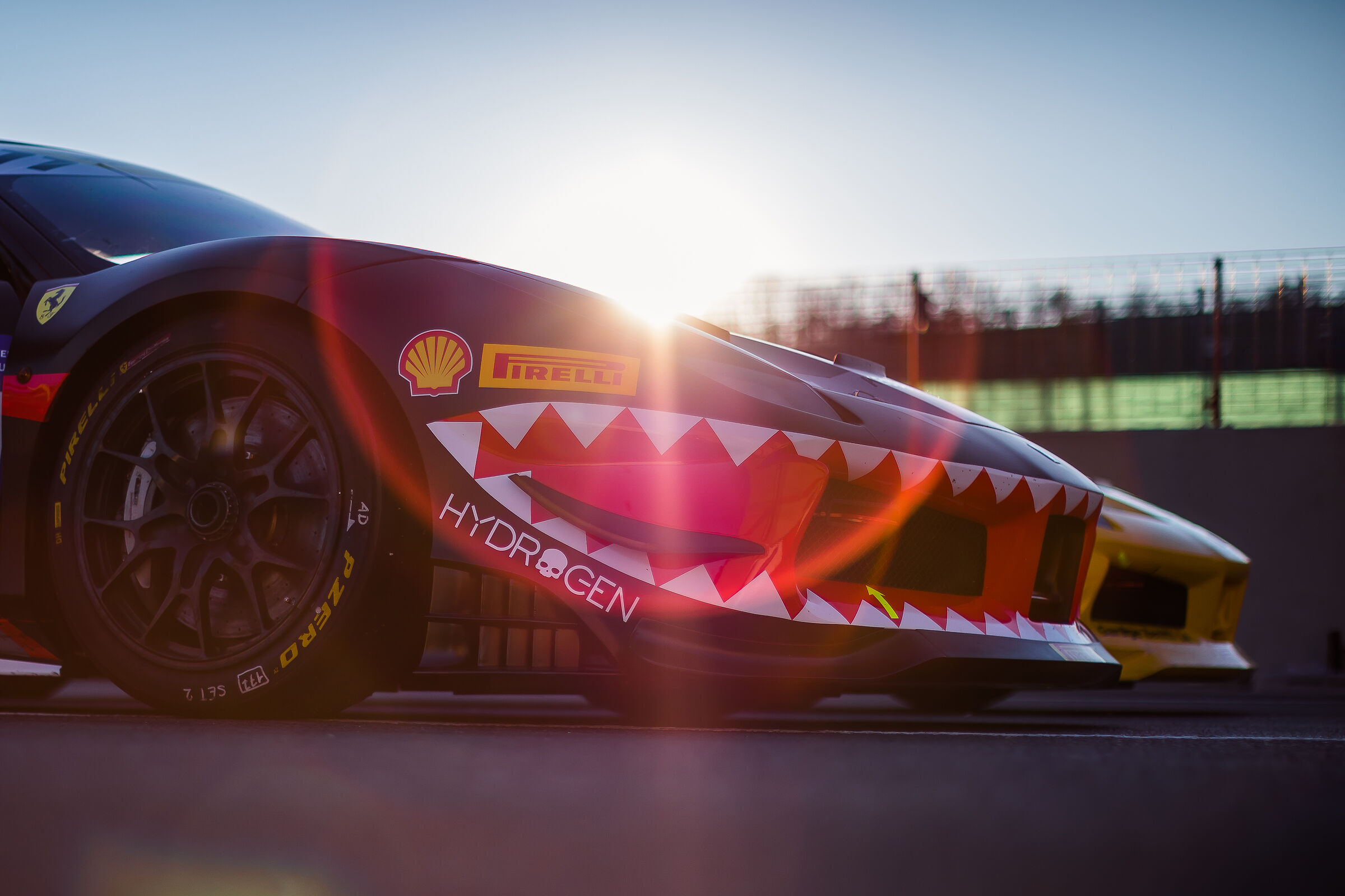 Tramonto Su Ferrari 488 Challenge