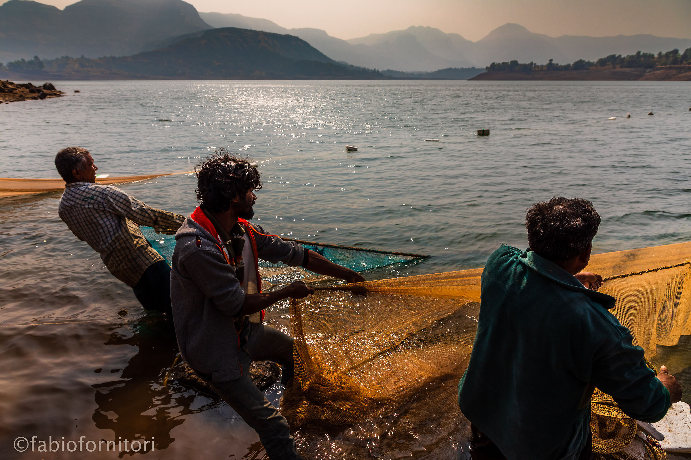 Pescatori di lago , Si Tiraaaaaa ancora , India 2018