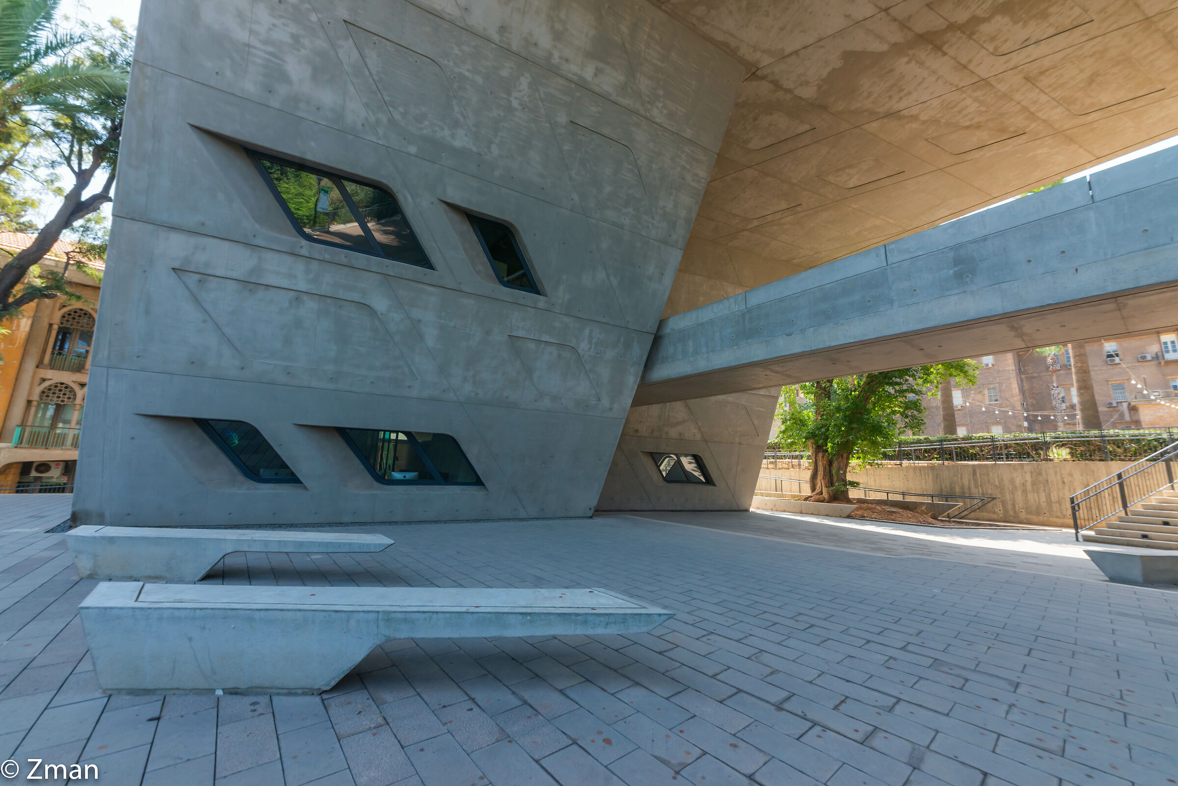 Issam Faris Institute at a.u.b.