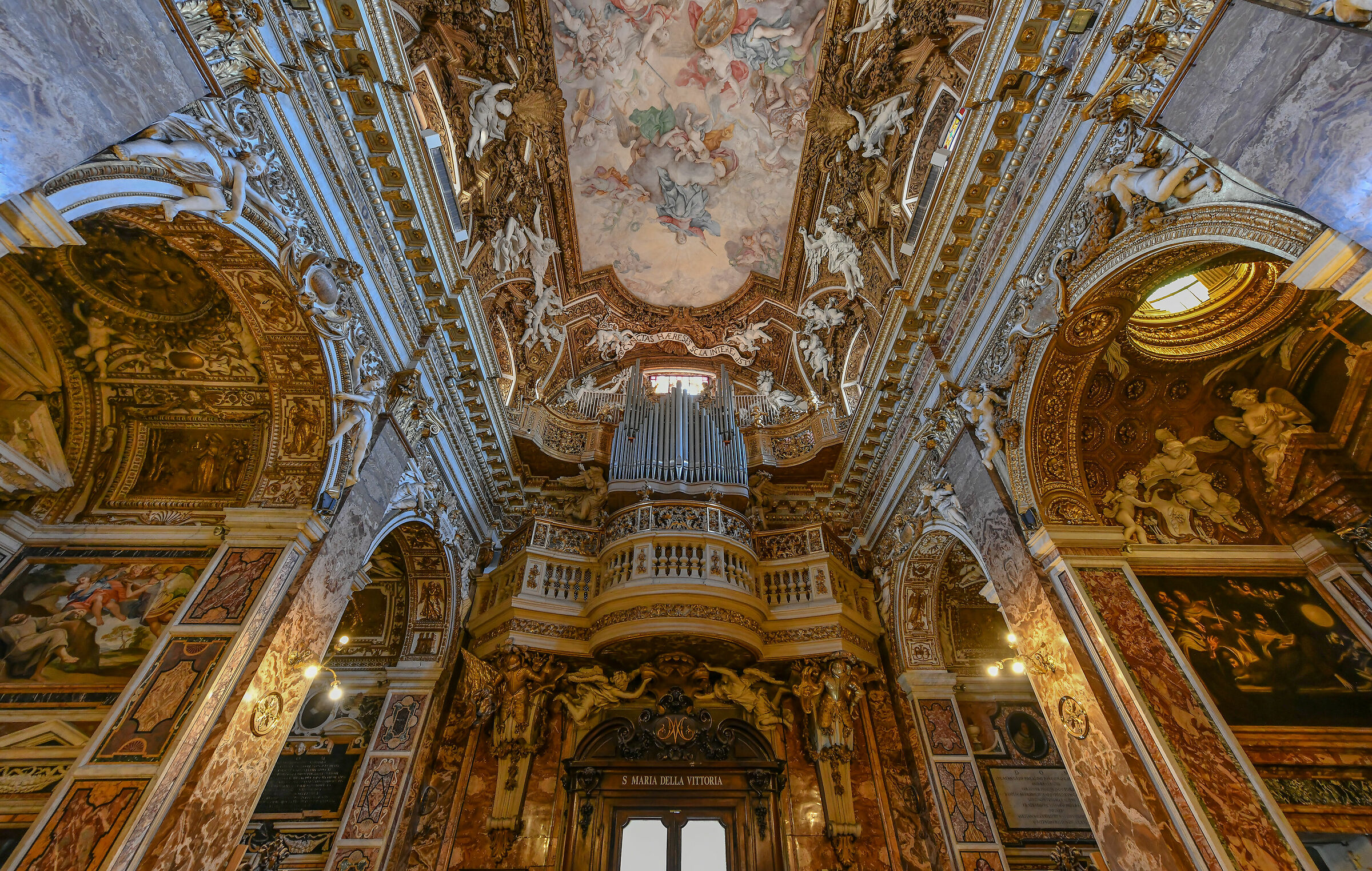 Roma-Interno S.Maria della Vittoria
