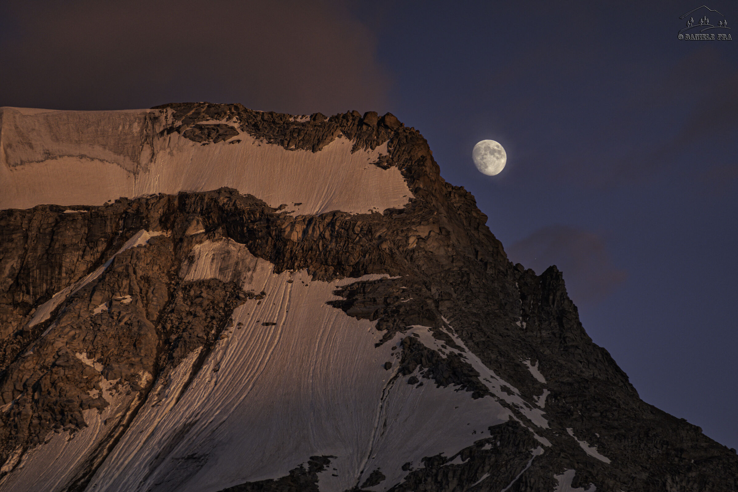 Ciarforon, Luna e Giove