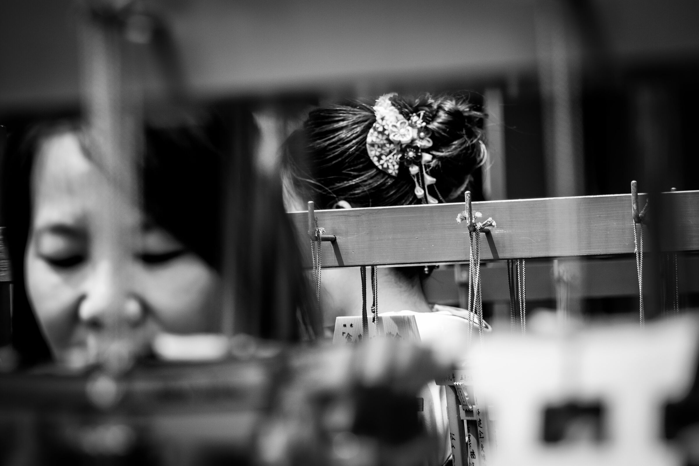 Pregando al Santuario di Fushimi Inari-taisha
