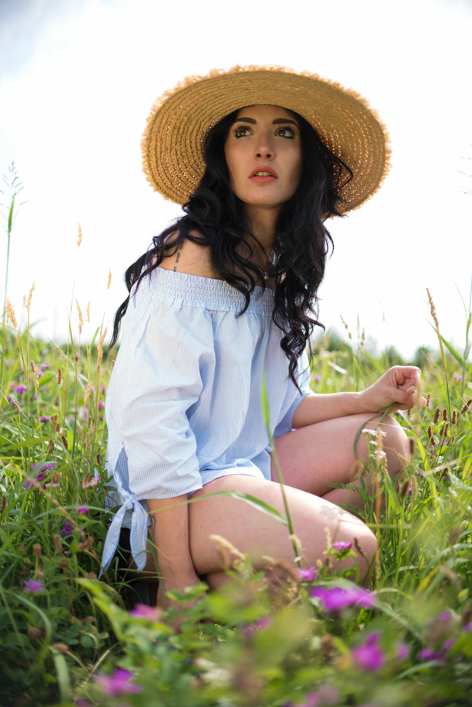 Jessi immersed in flowers