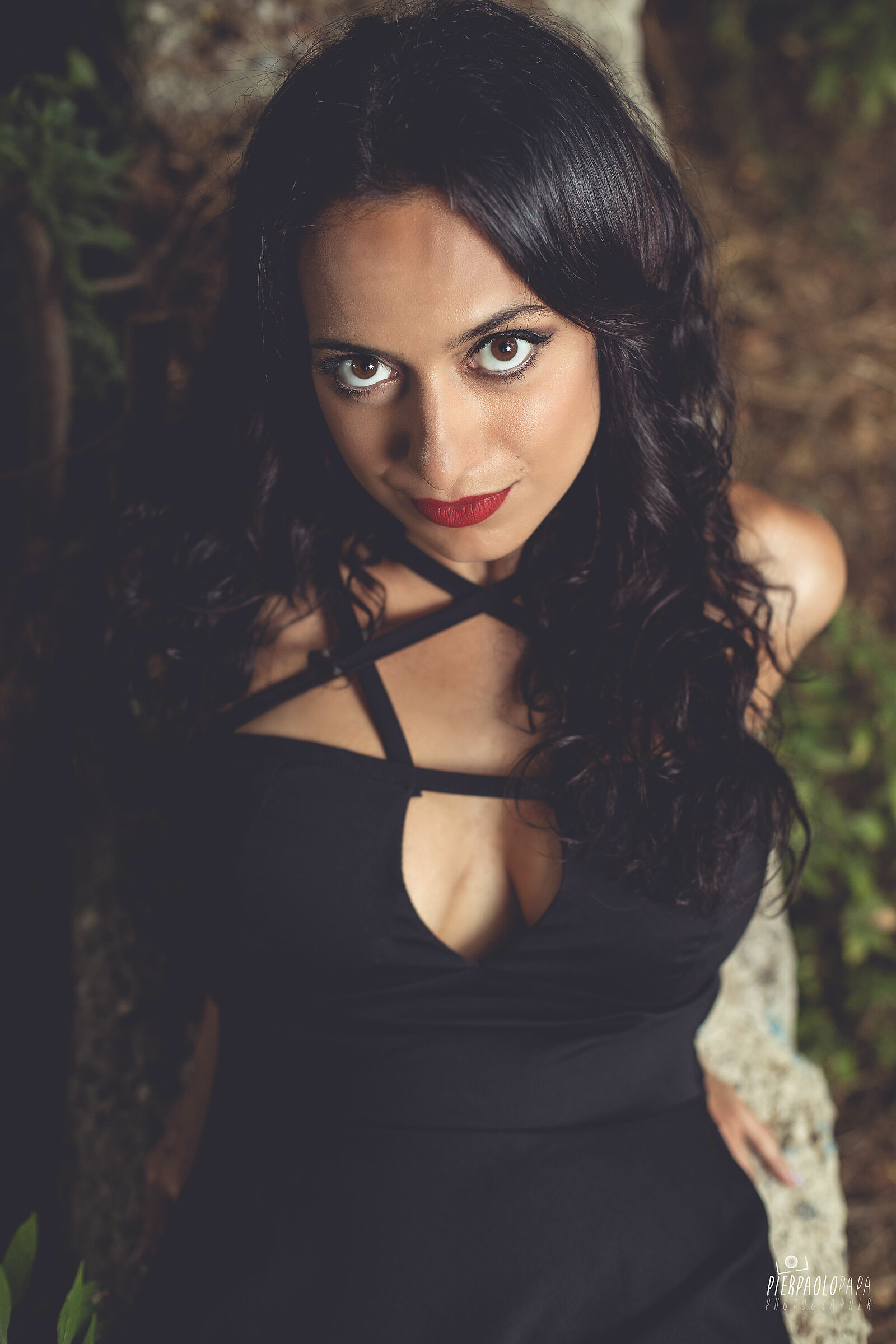 The noir side of the moon