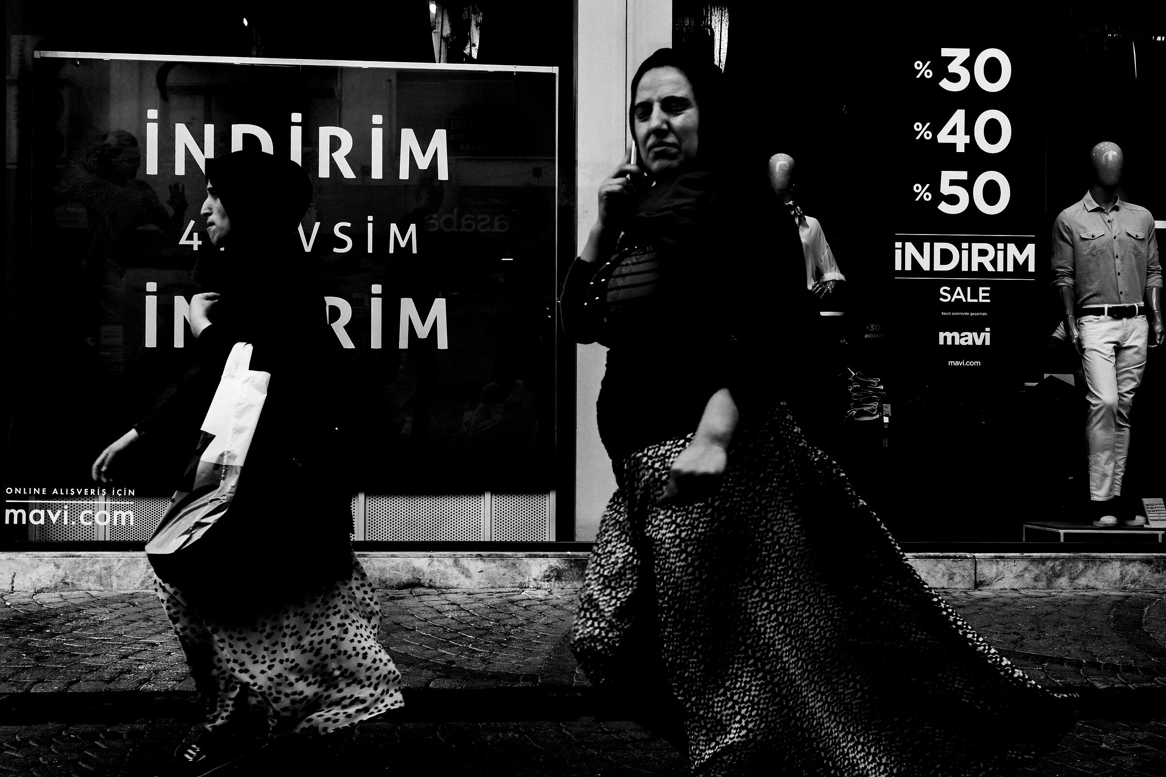 Blindfolded transmodern times