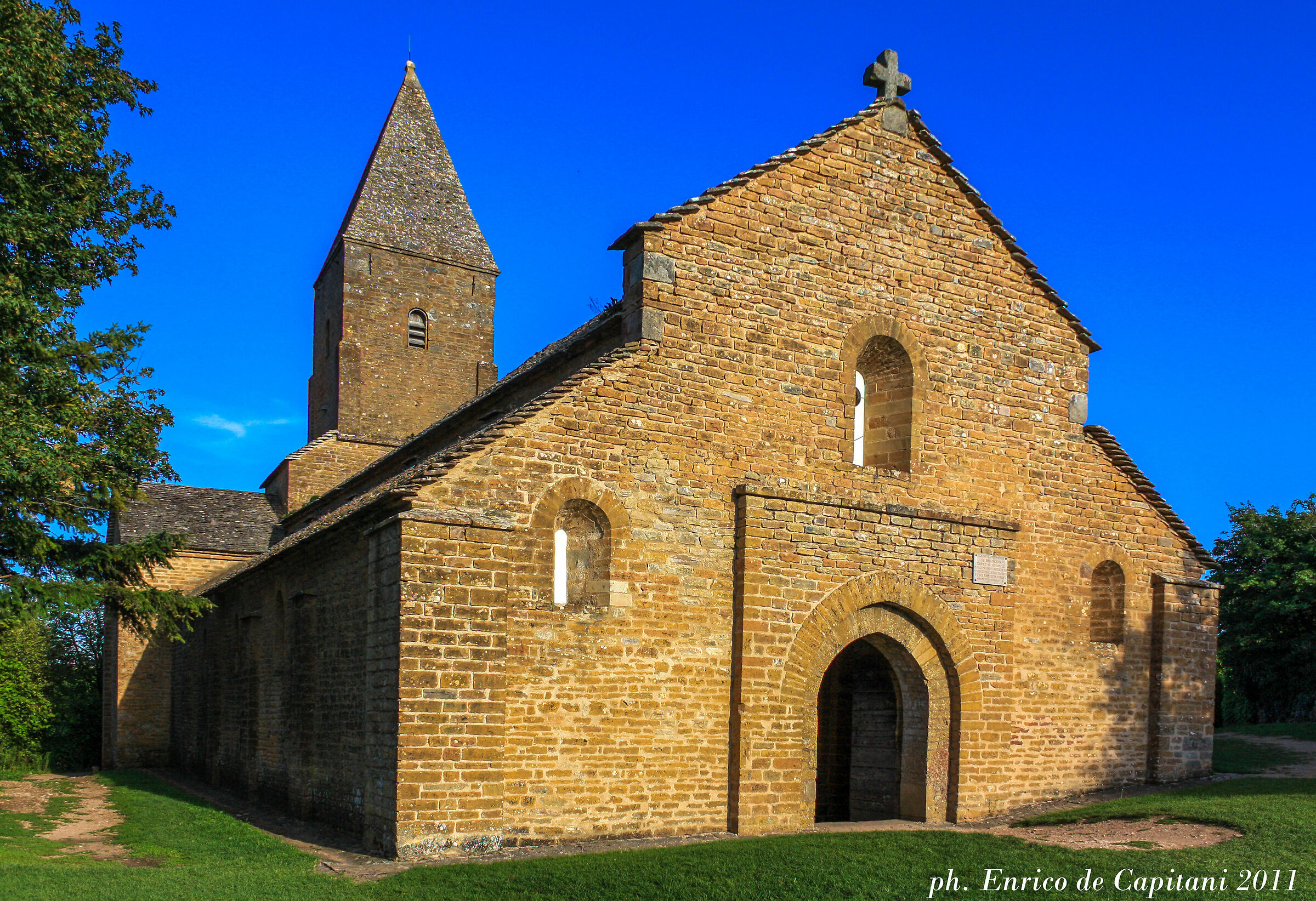 Saint-Pierre Church in Brancion