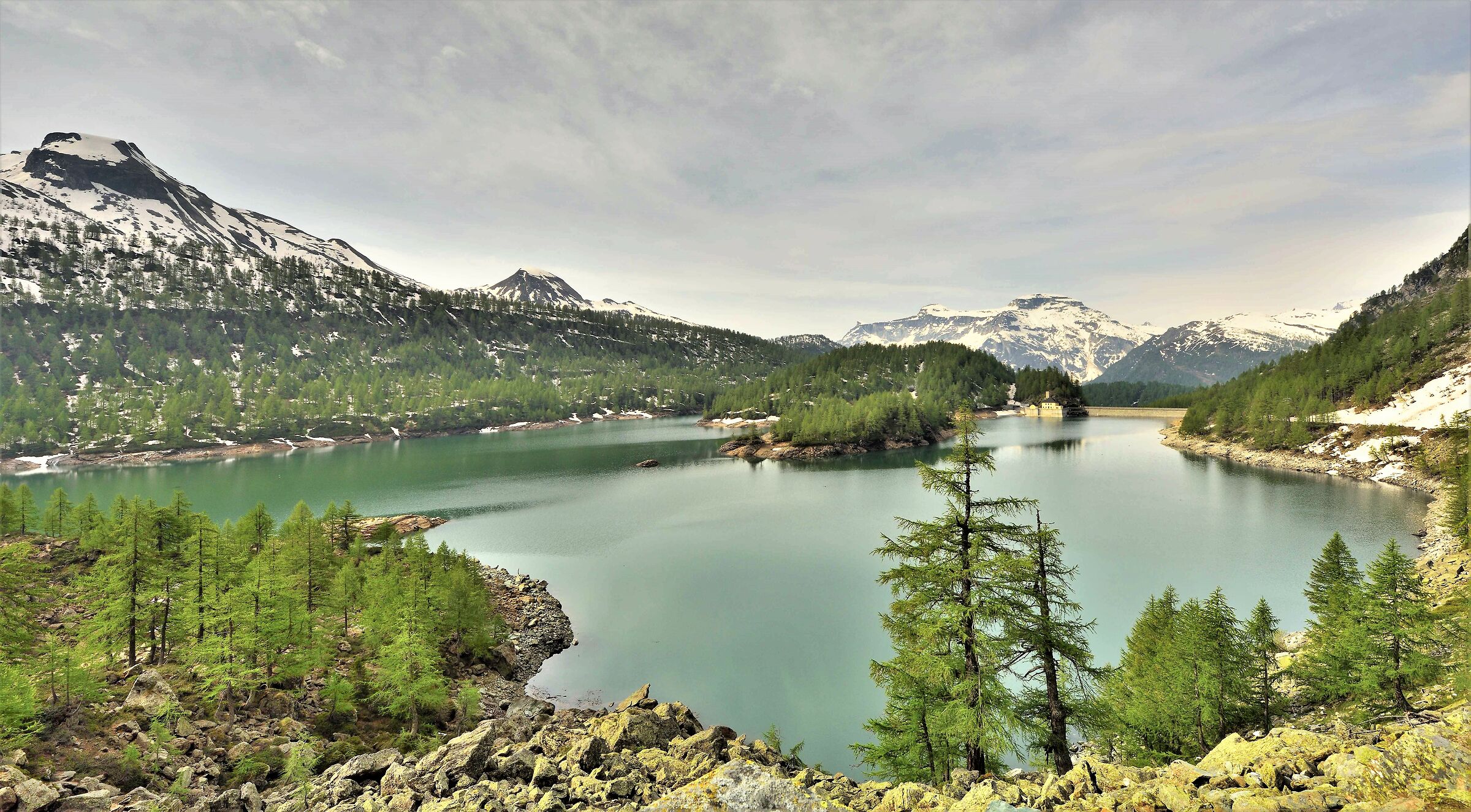 Lake Devero in the background of the dam