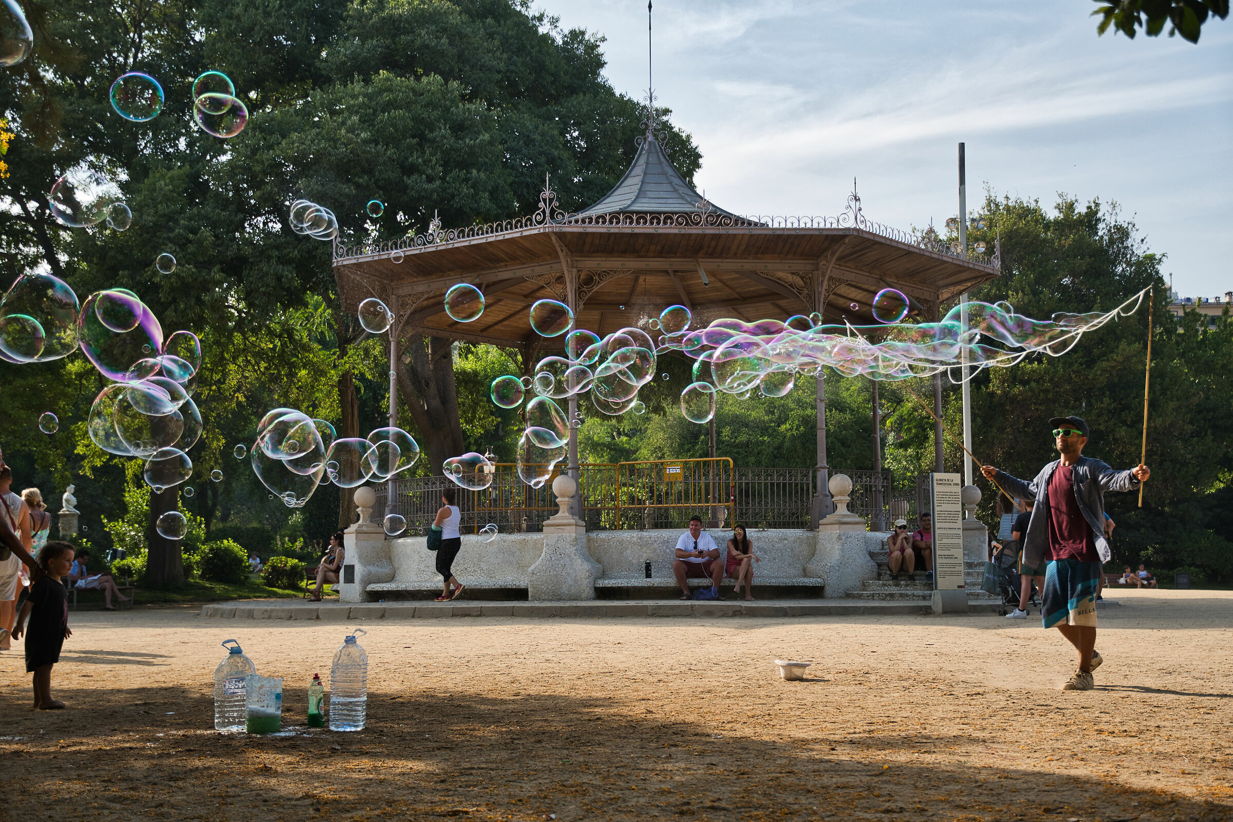 SOAP BUBBLES AT THE PARK