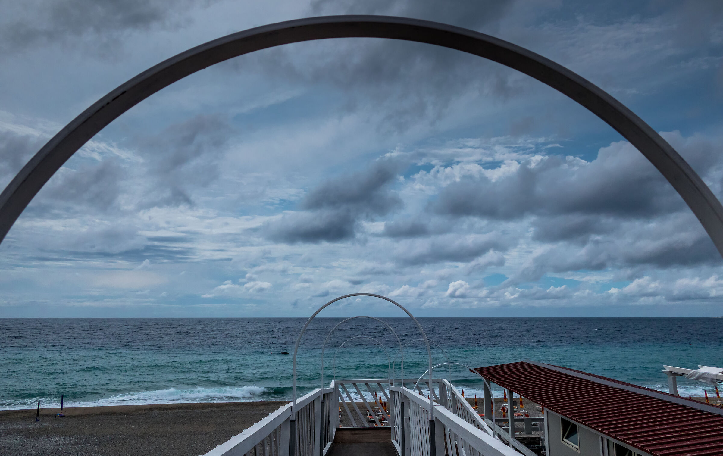 There's not always good weather at sea