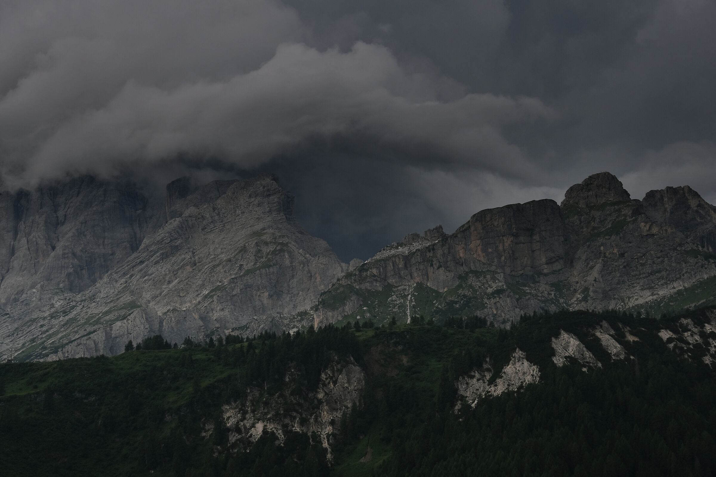 Temporale al Sonino al Coldai