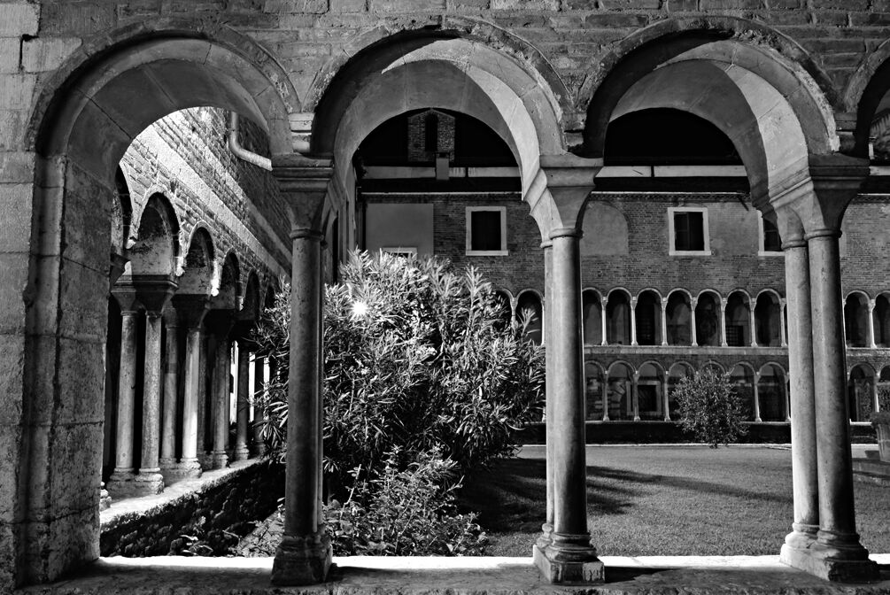 Capitular cloister