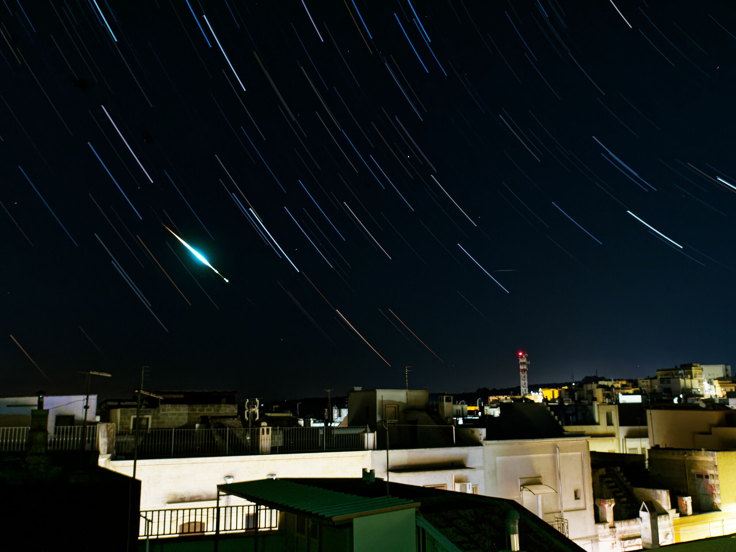 live composite con stella cadente