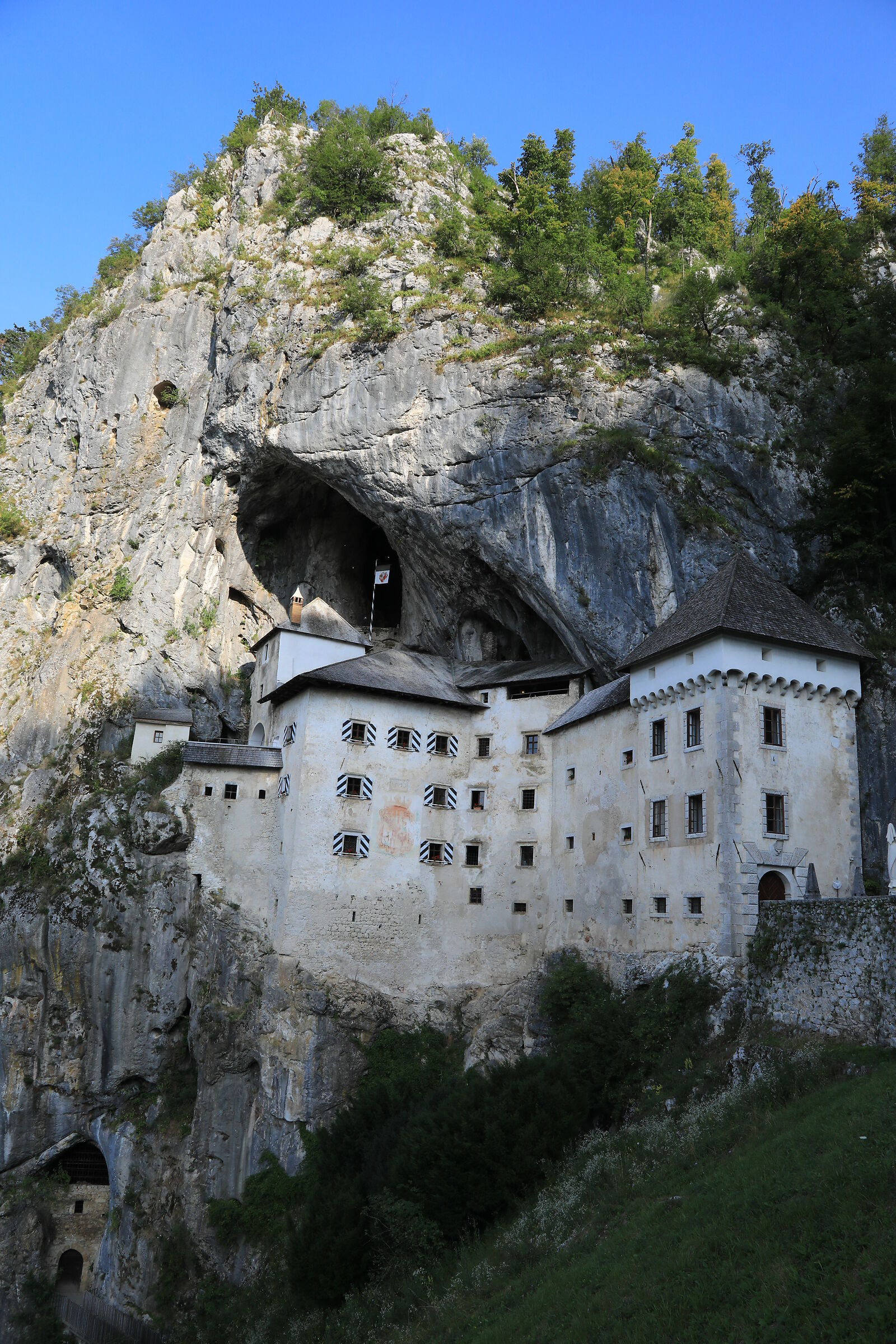 Castel Lueghi Slovenia 2