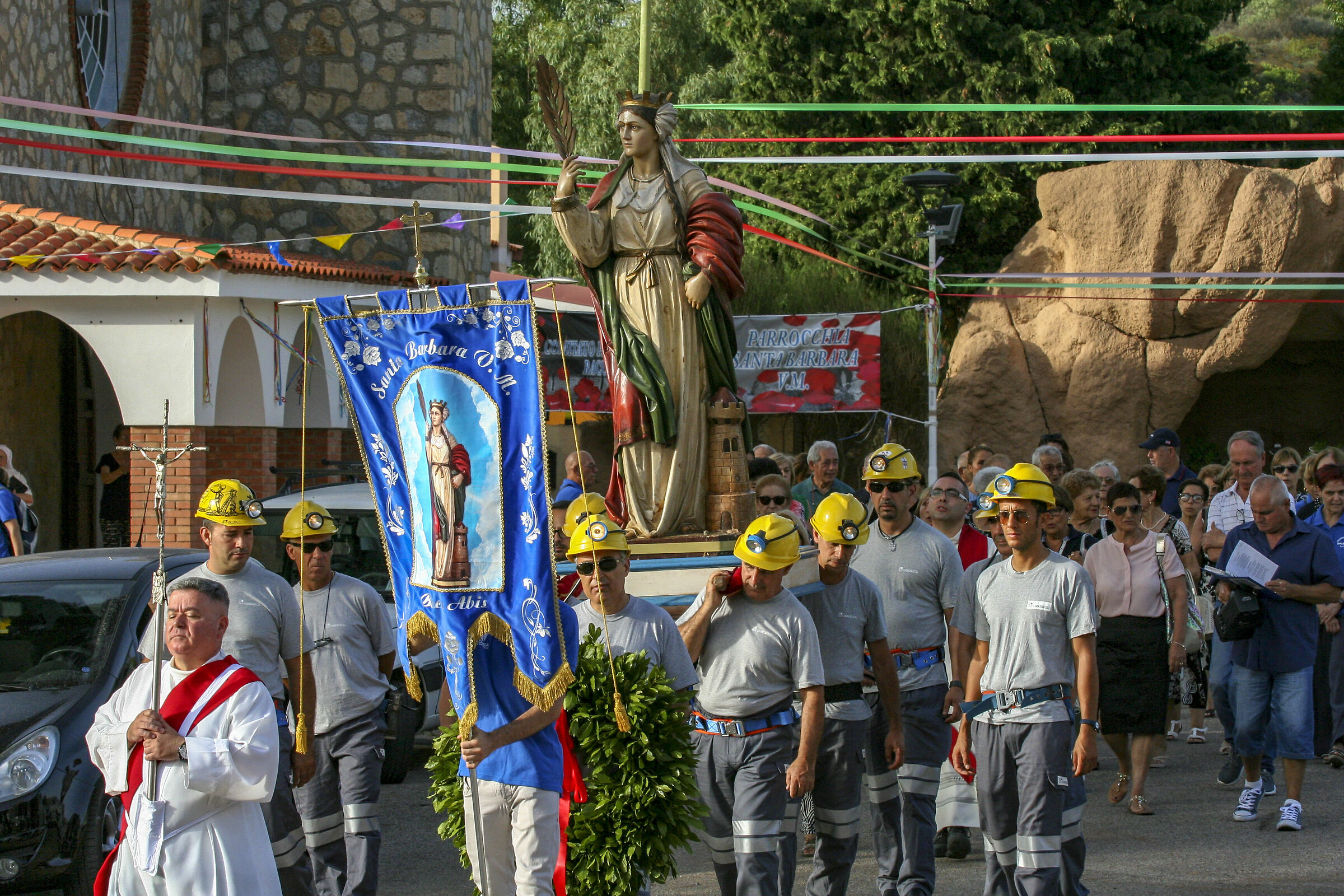 Processione votiva Santa Barbara