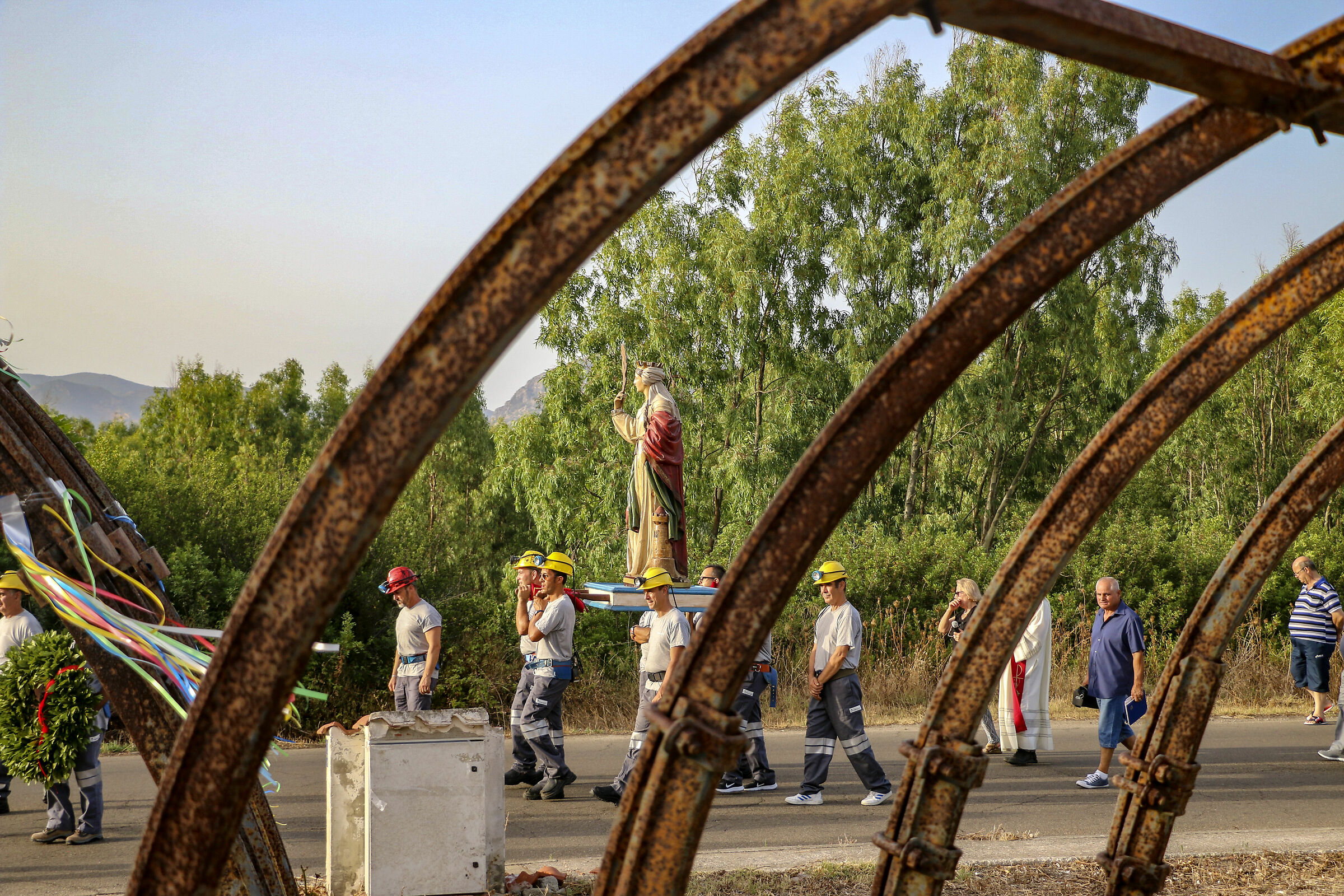 Processione votiva Santa Barbara