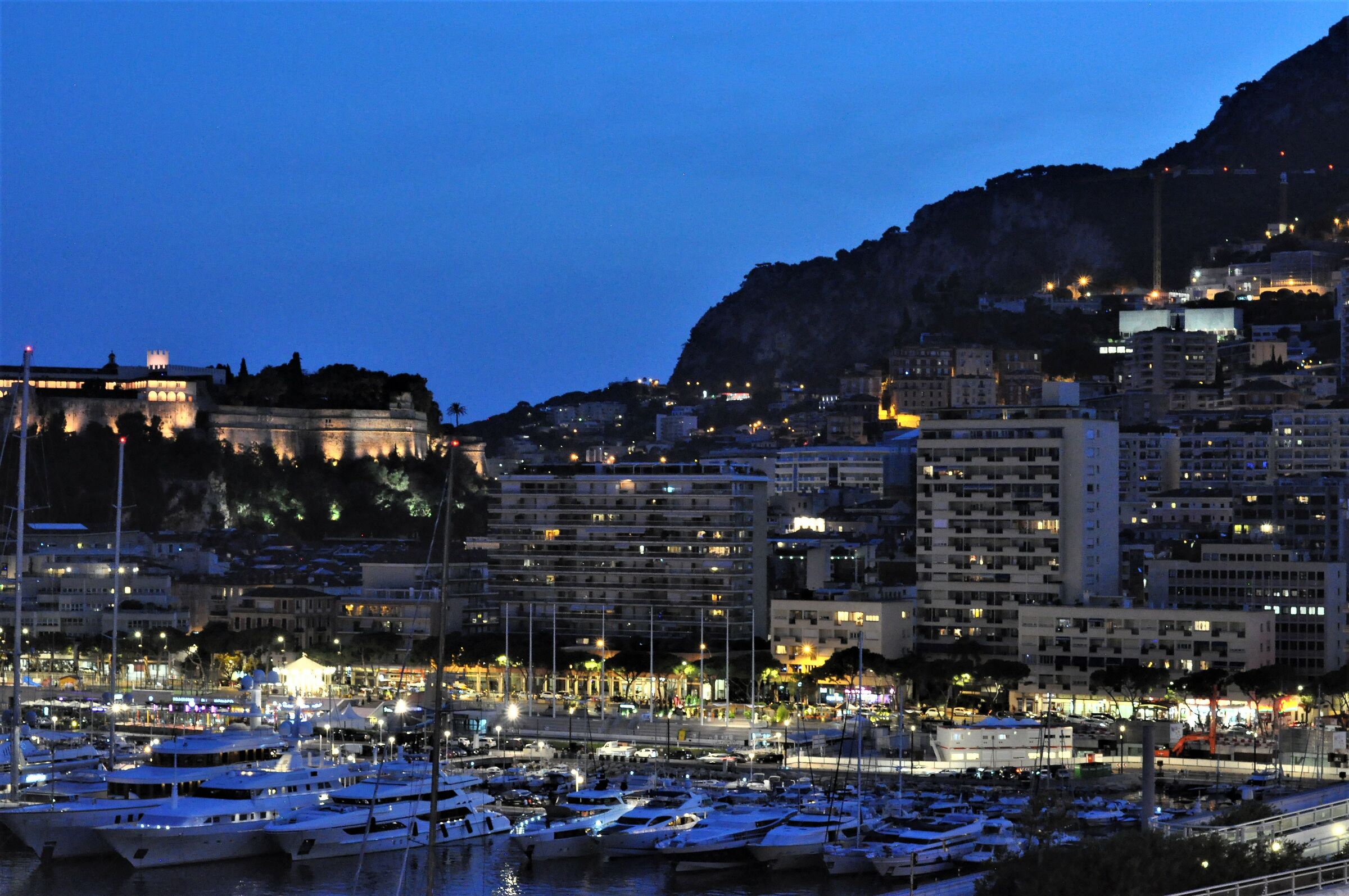 Montecarlo by night