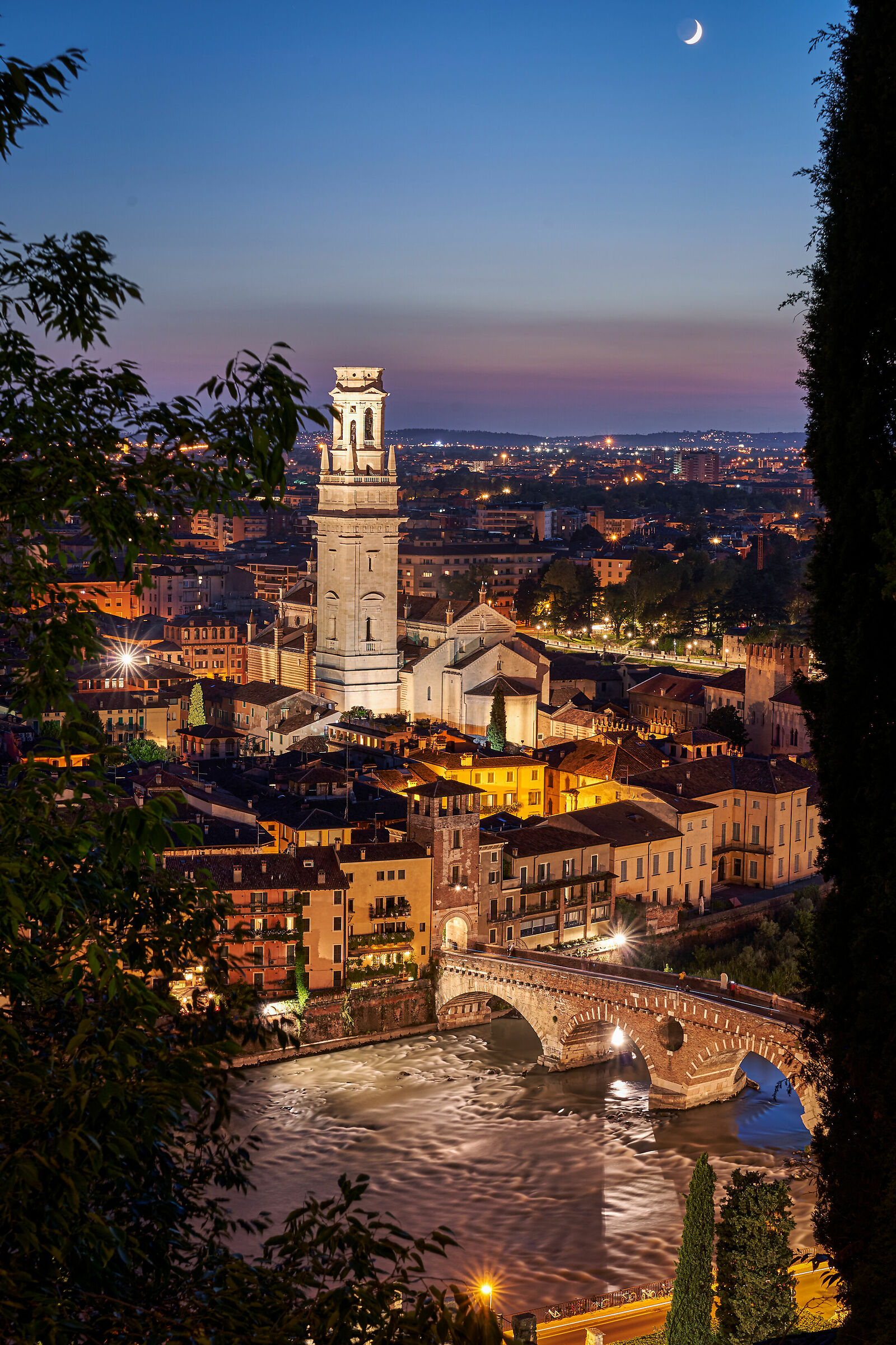 And the moon knocked....