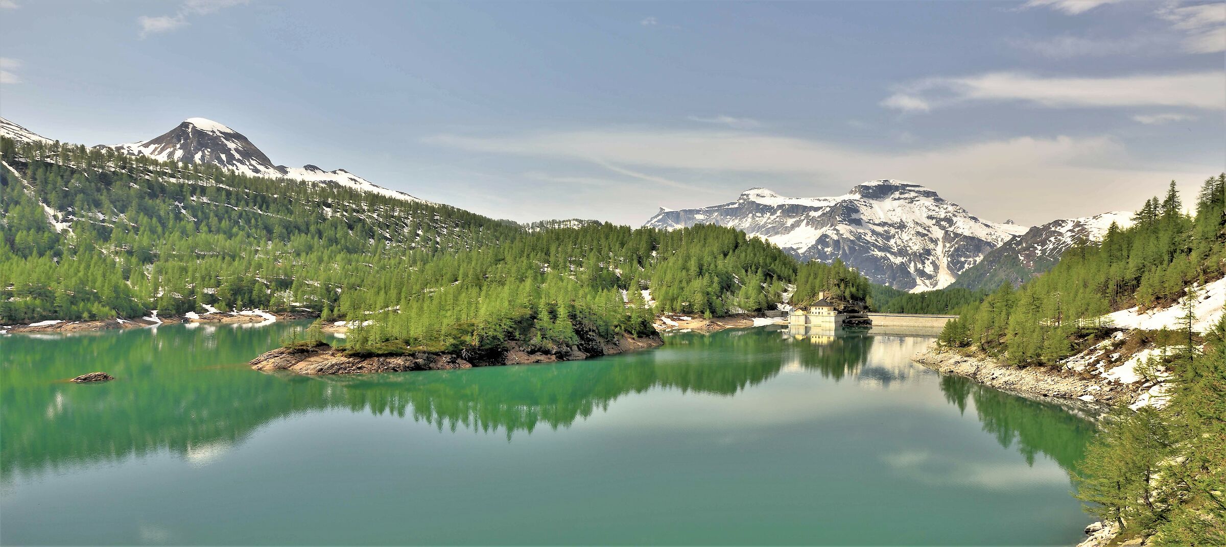 Lake Devero in the background of the dam