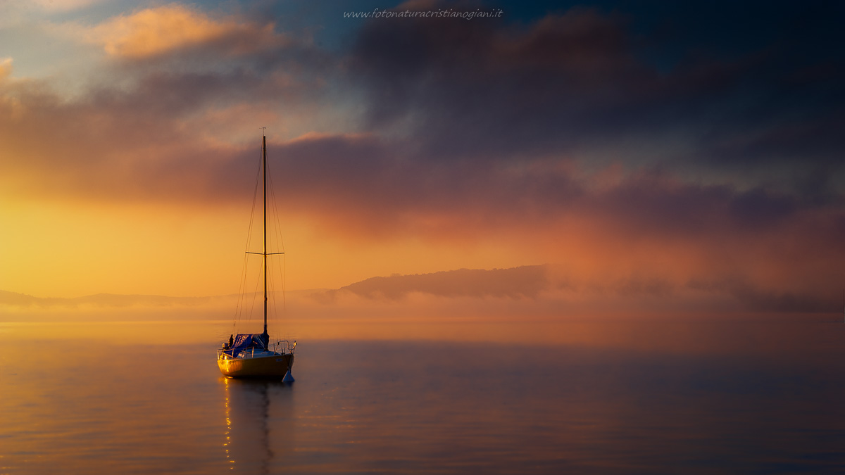 Between night and day