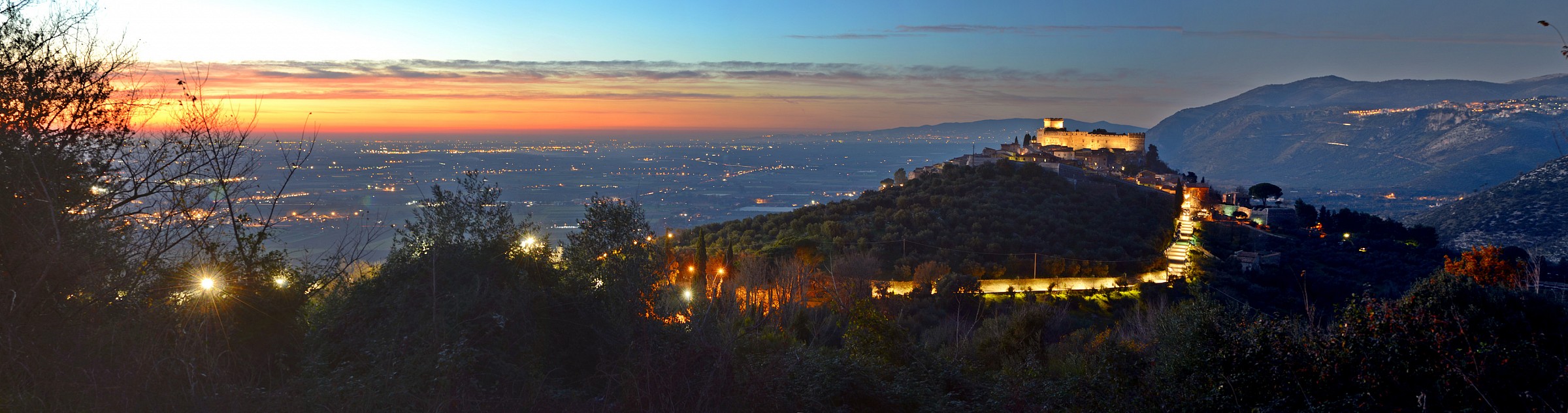 Panorama Sermoneta CASTLE CAETANI
