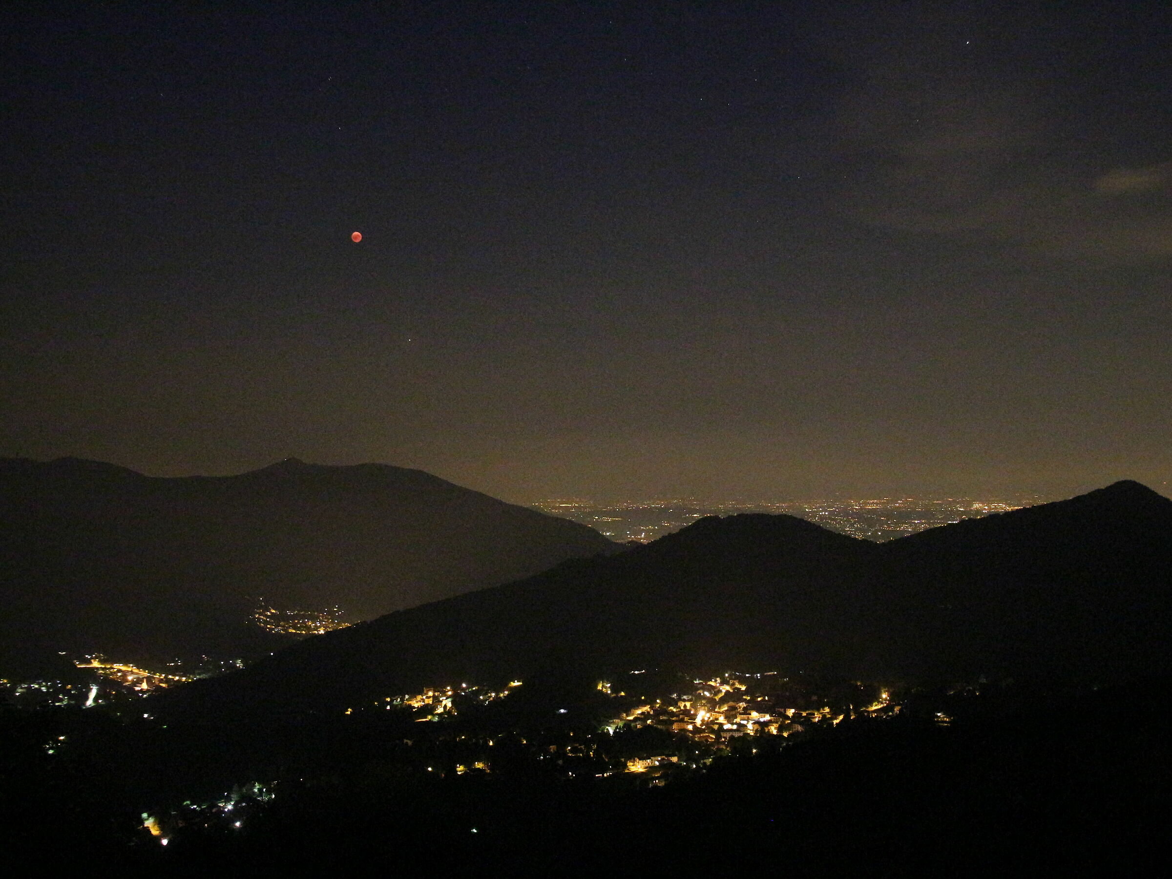 Partial eclipse of moon 27/07/2018-Panorama from Sormano