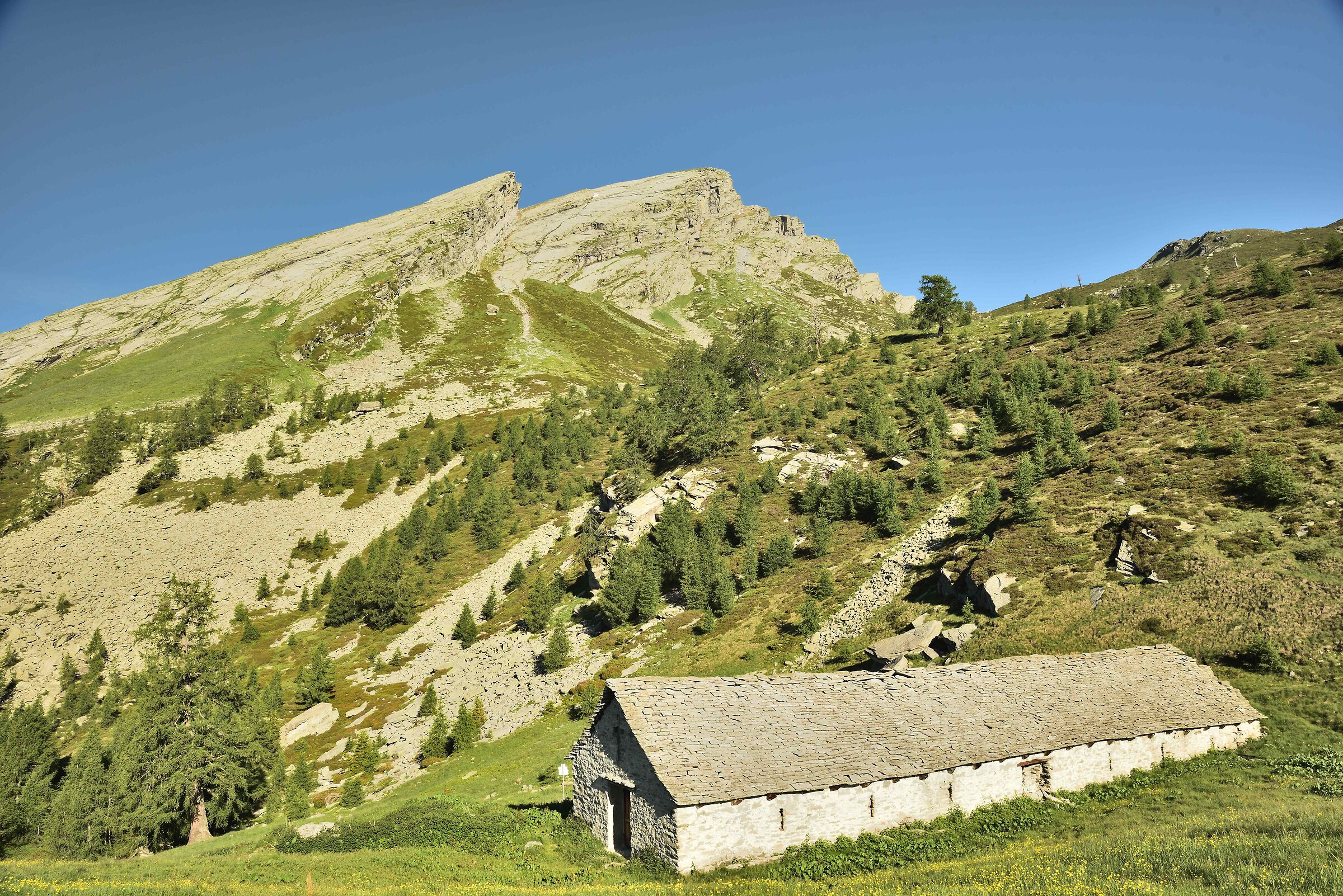 Crana's lead from the alpe I Motti