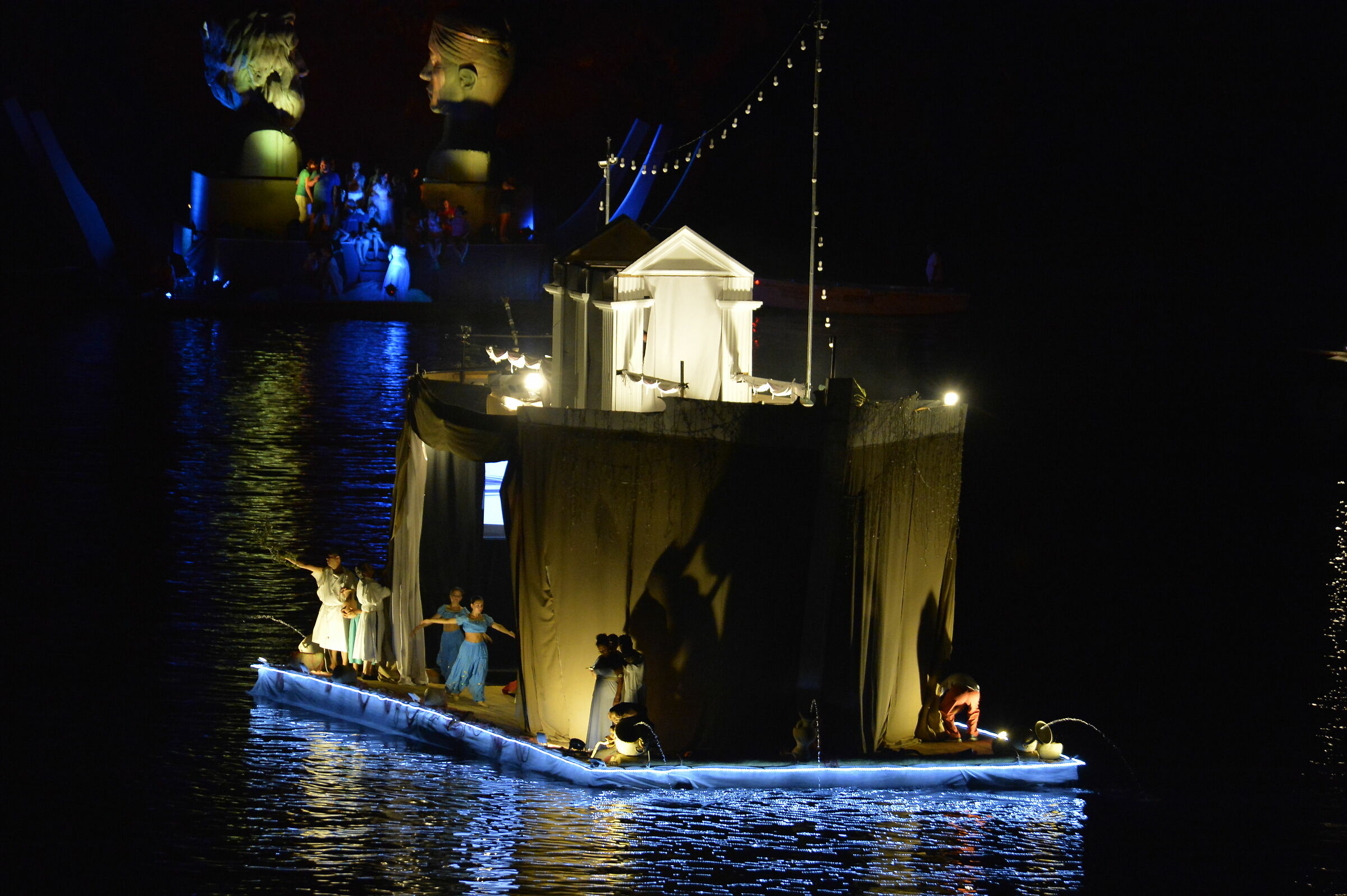 boats in competition 02