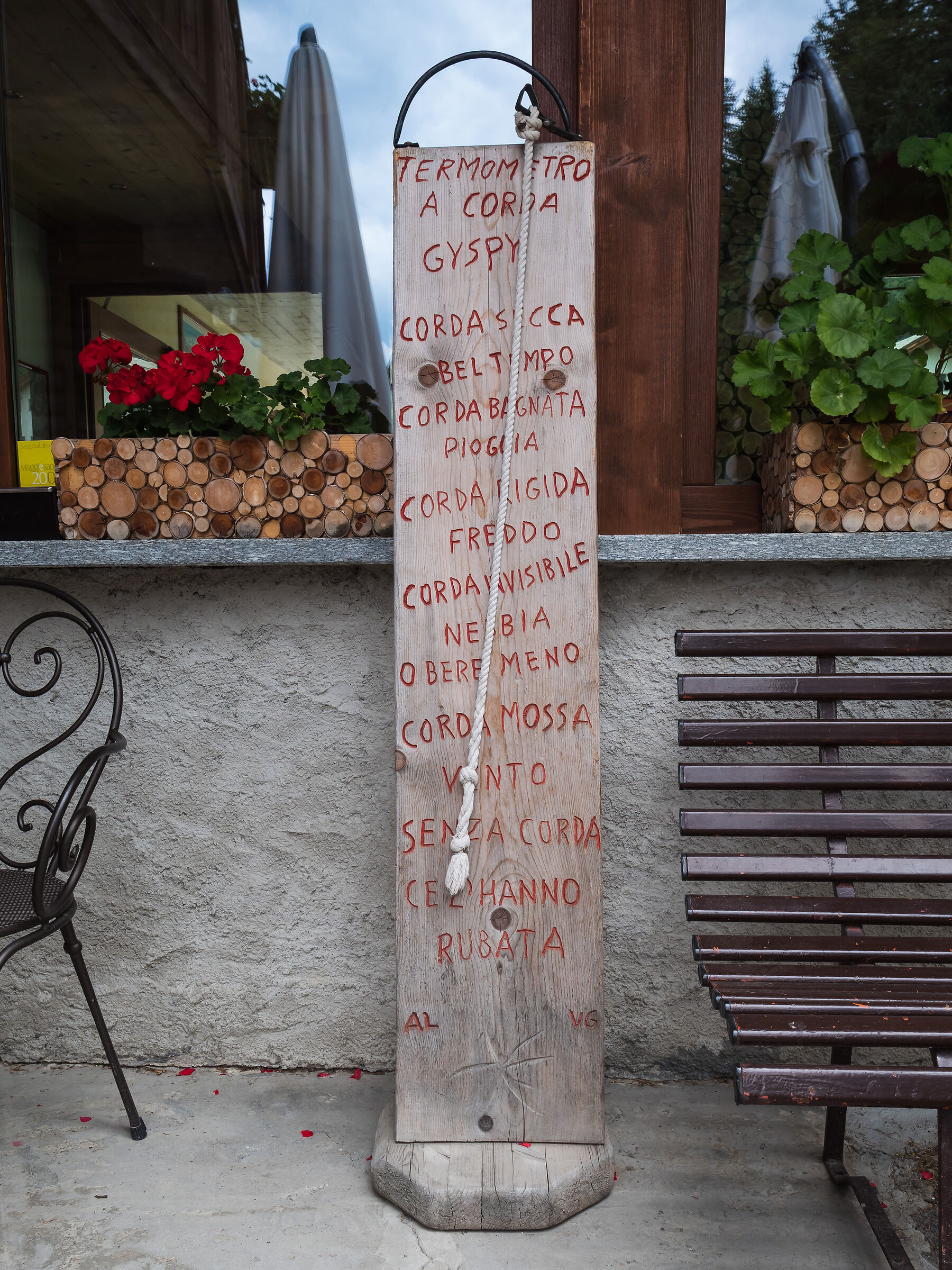 String barometer at St. Catherine Valfurva.