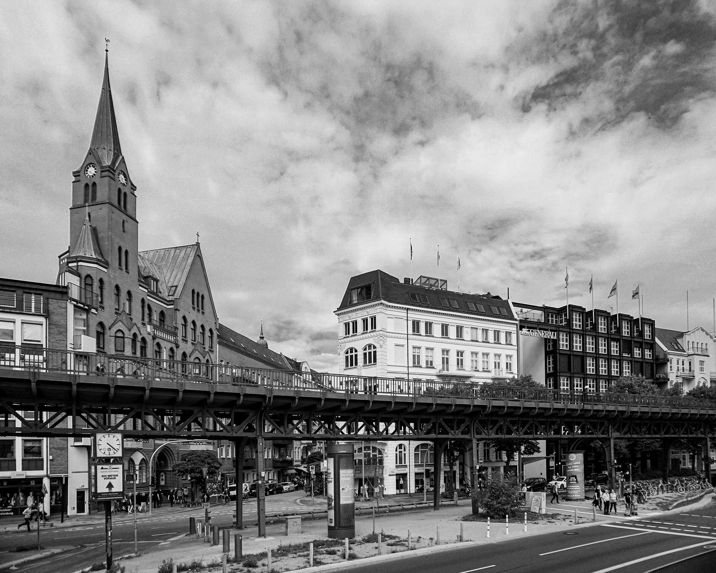 Landungsbr'cken Hamburg