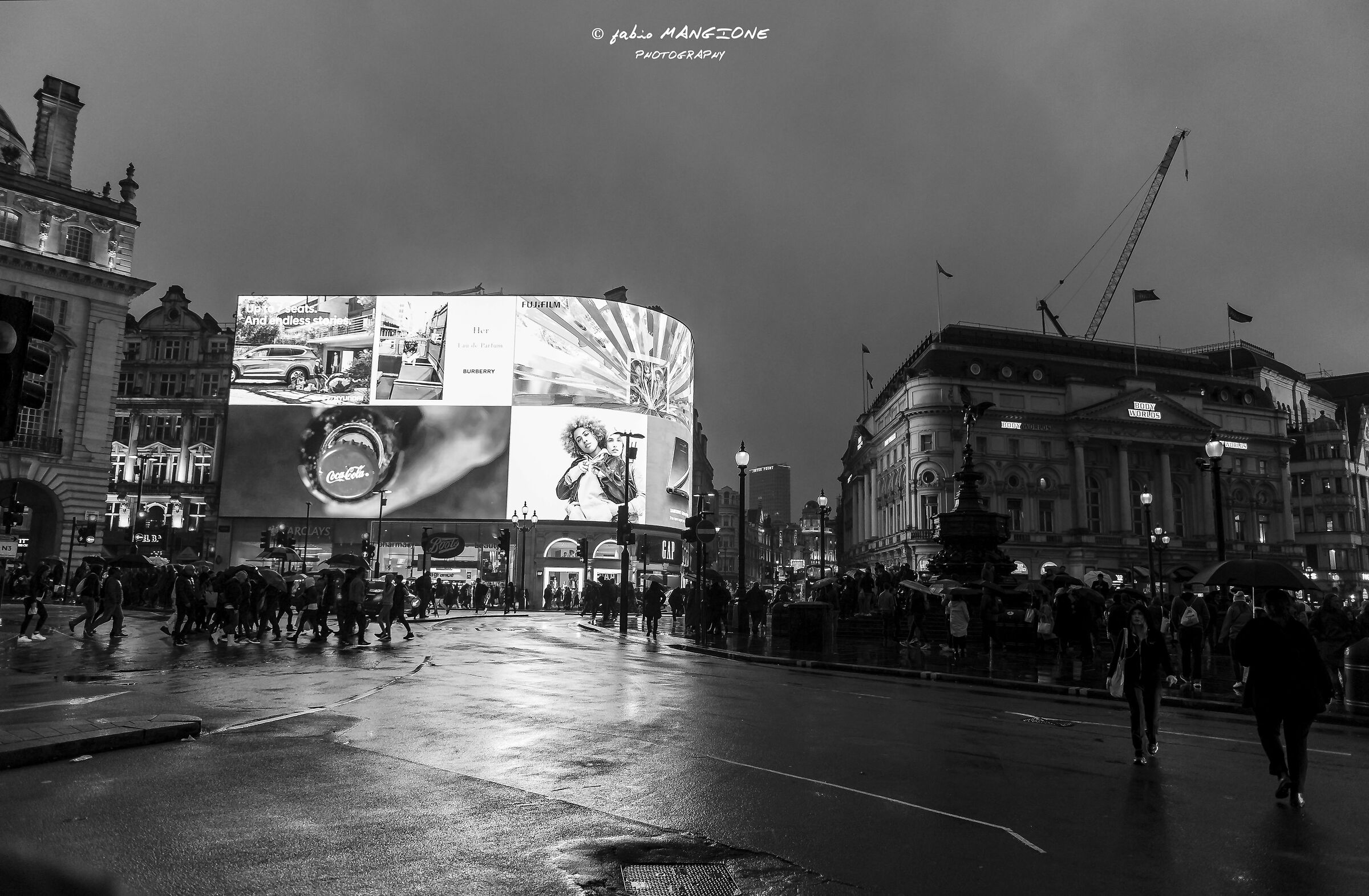 Piccadilly Circus