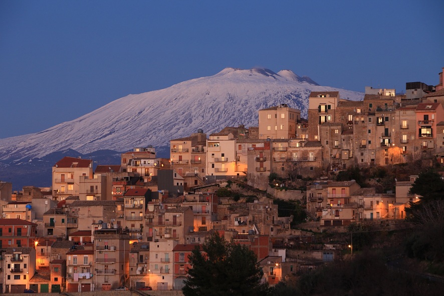 etna vista da centuripe