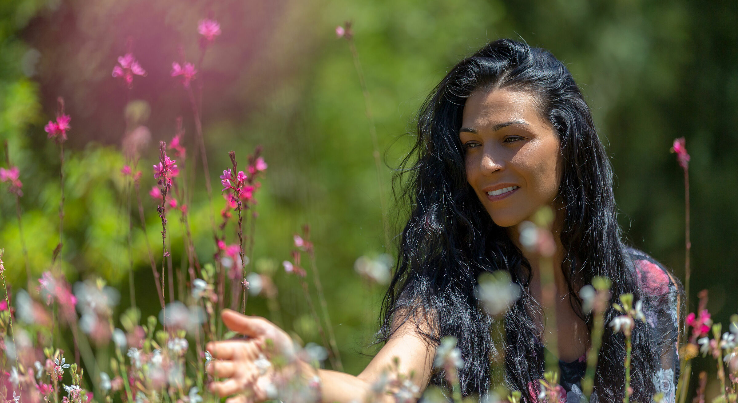 Among the flowers of the Tuscan countryside...