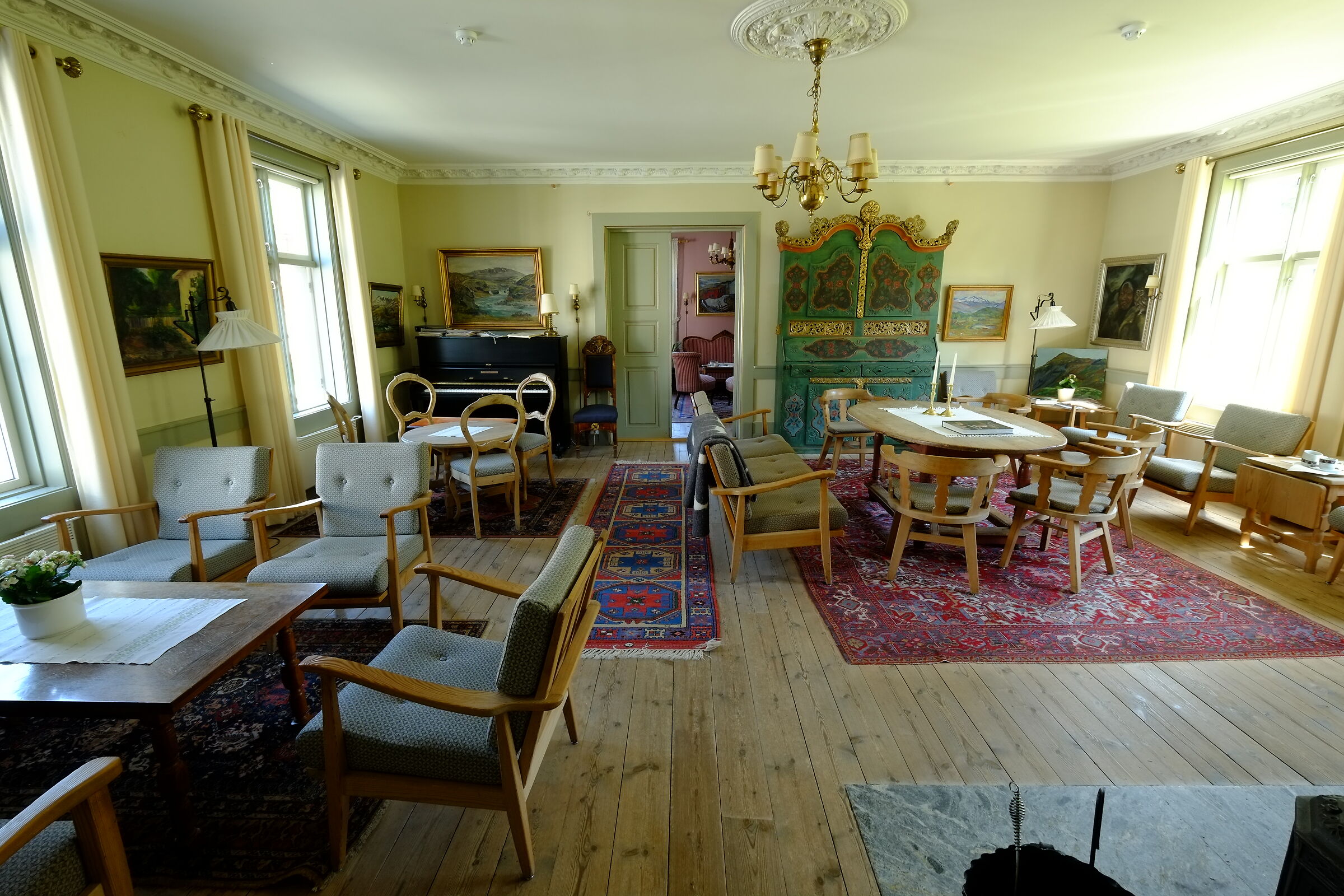 kongsvol fjeldstue room