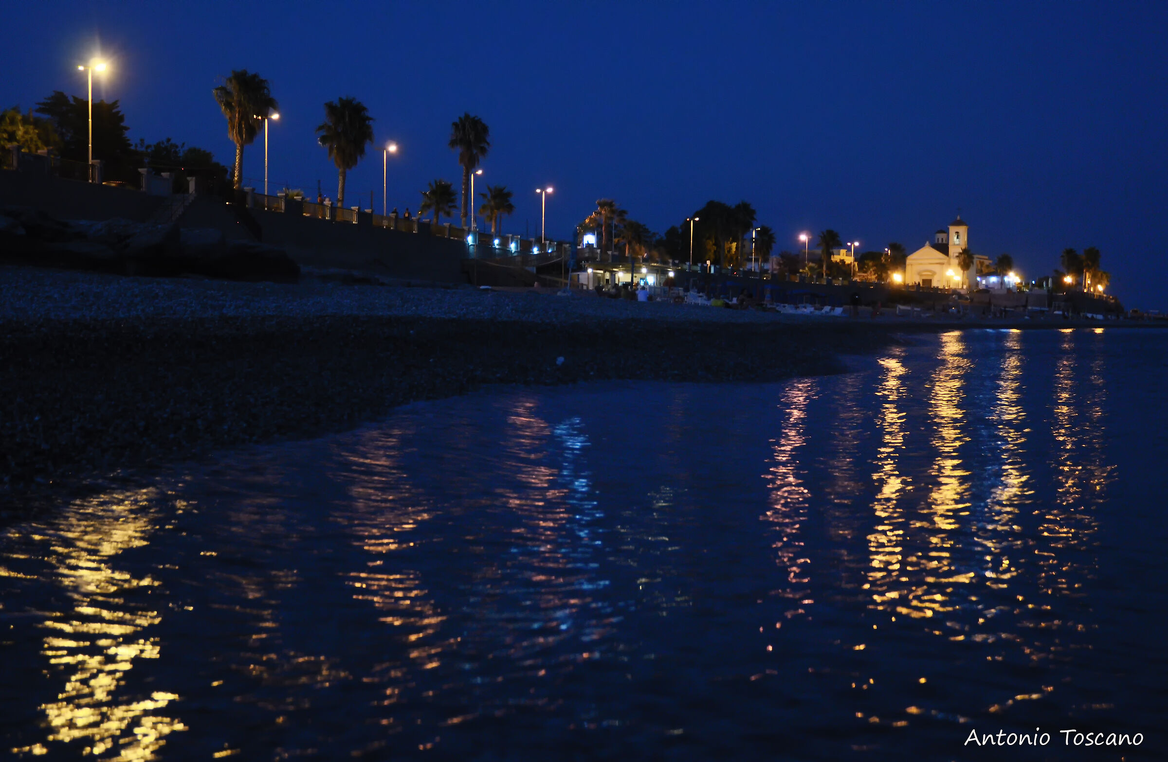 Riflessi nell'ora blu.