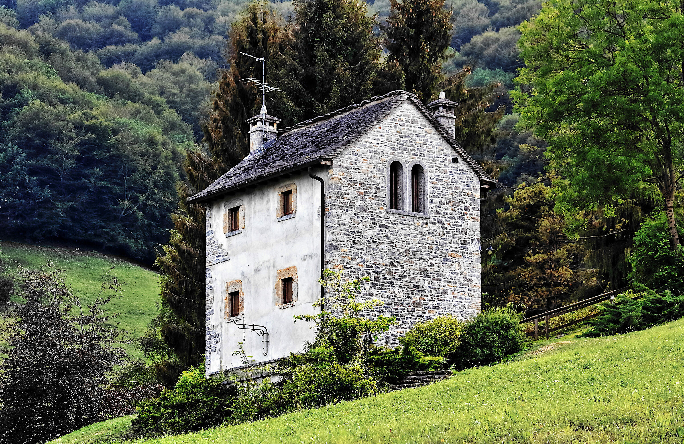 Rustic in the Imagna Valley
