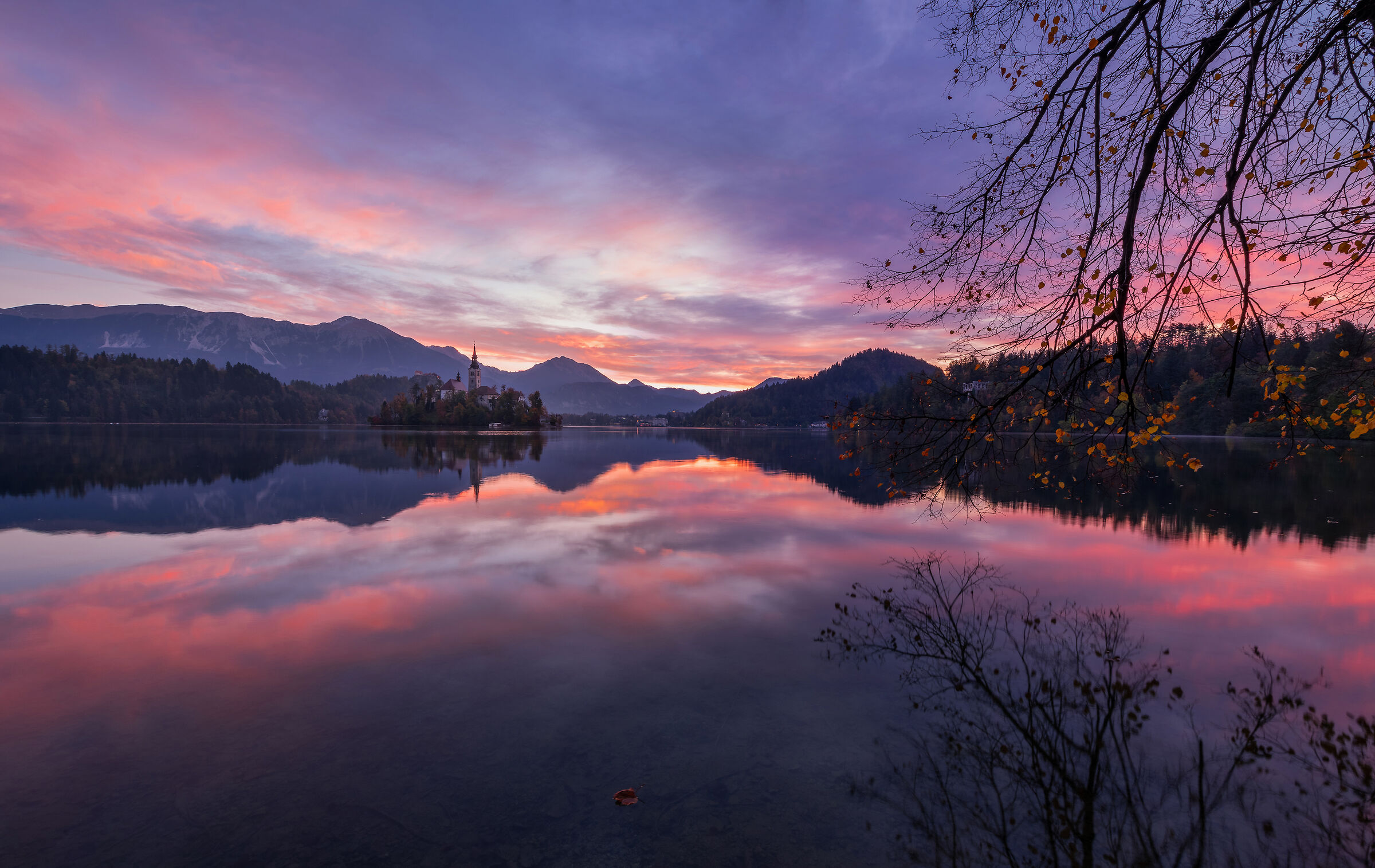 Lago di Bled in una giornata autunnale