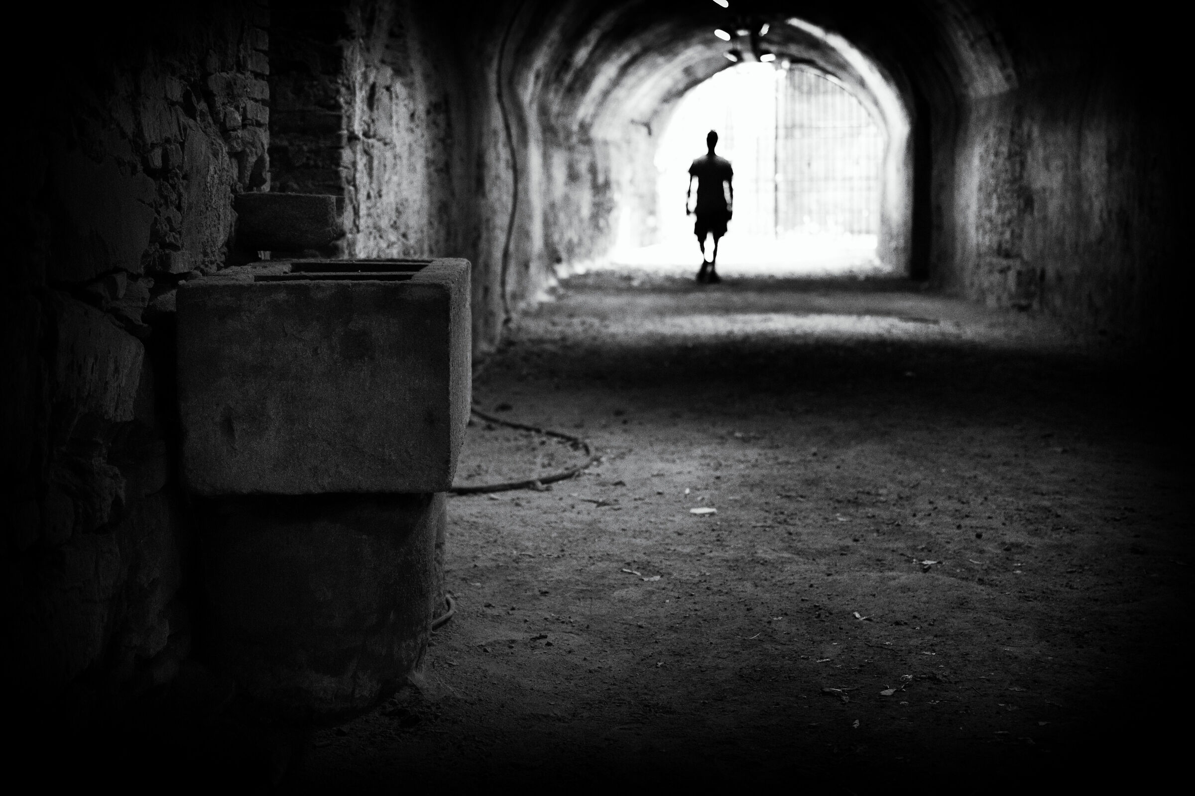 You are the emptiness of black tomorrow